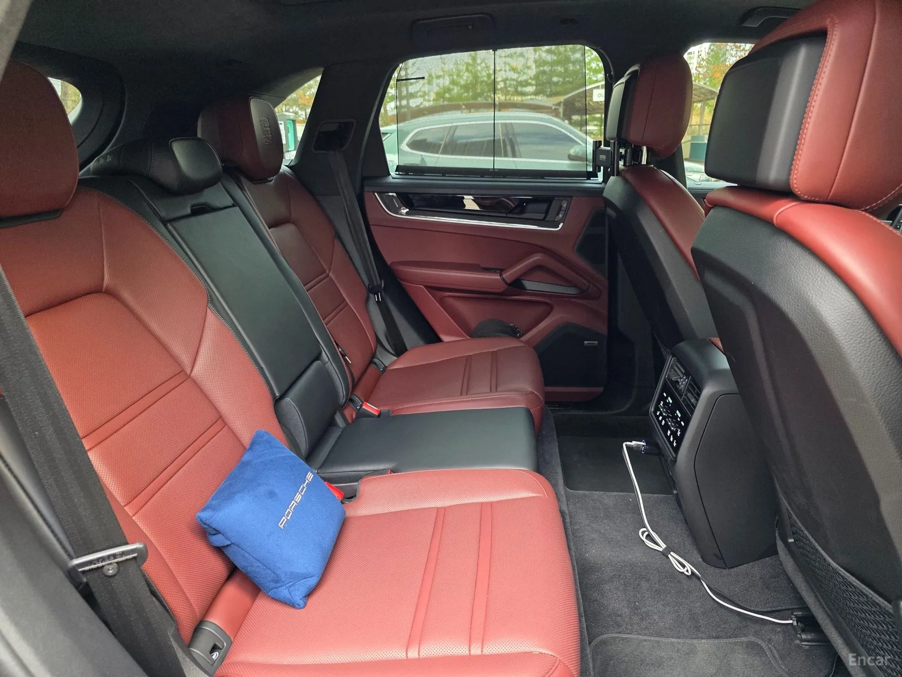 Porsche Cayenne (PO536) превью 15