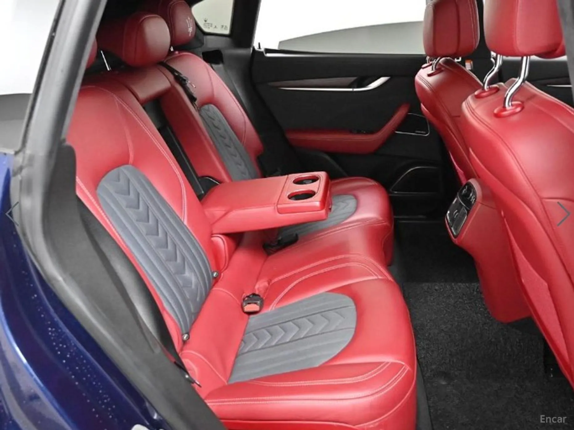 Maserati Levante превью 12