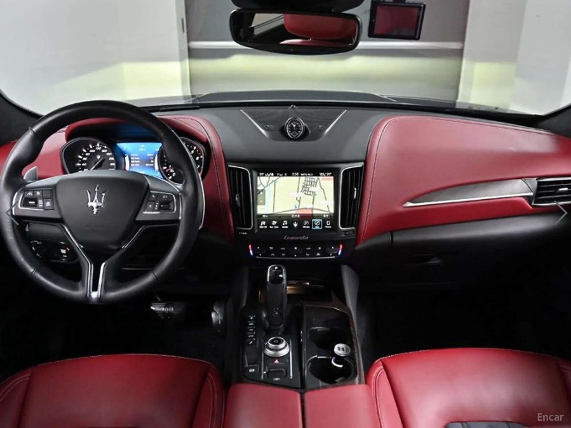 Maserati Levante превью 7