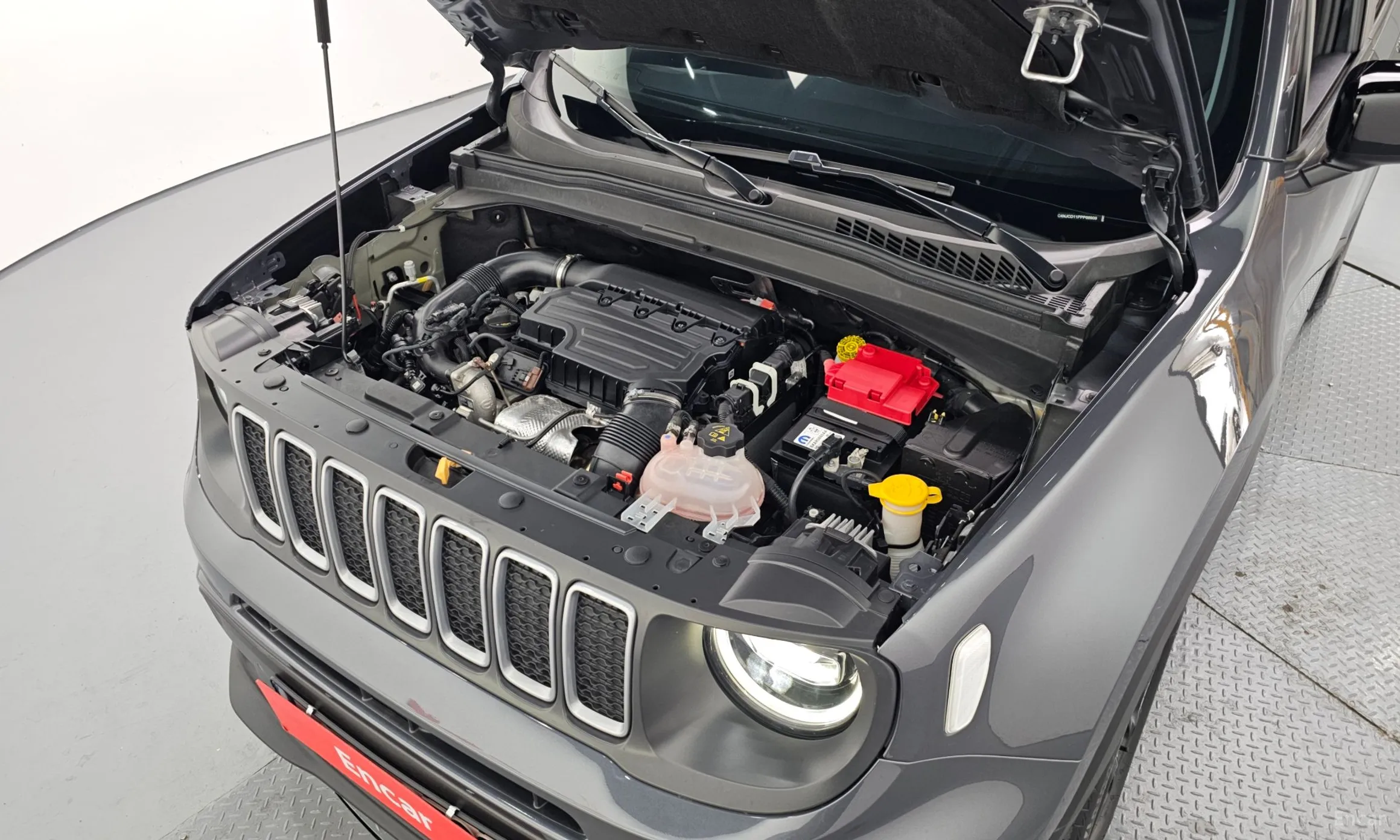 Jeep Renegade превью 6