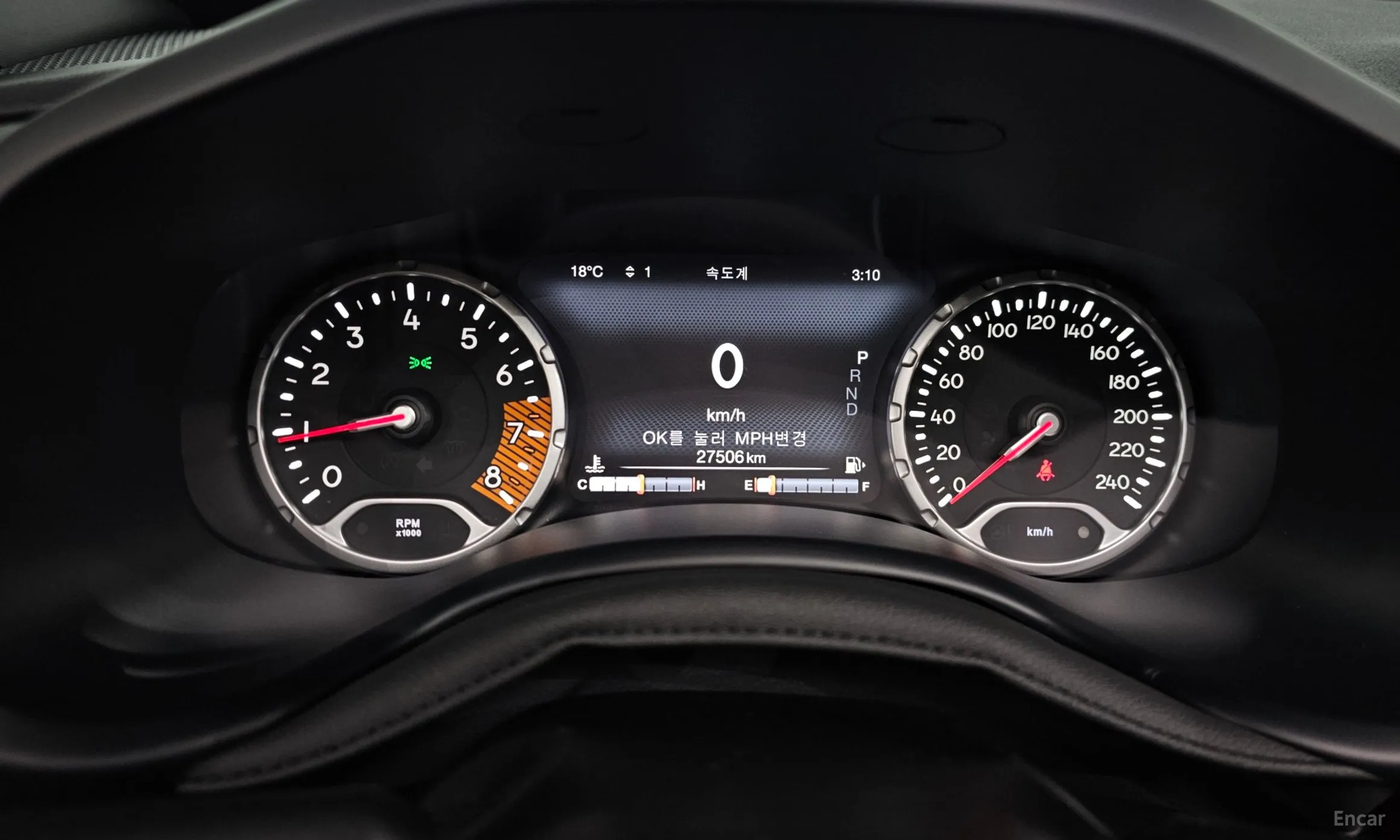 Jeep Renegade превью 8