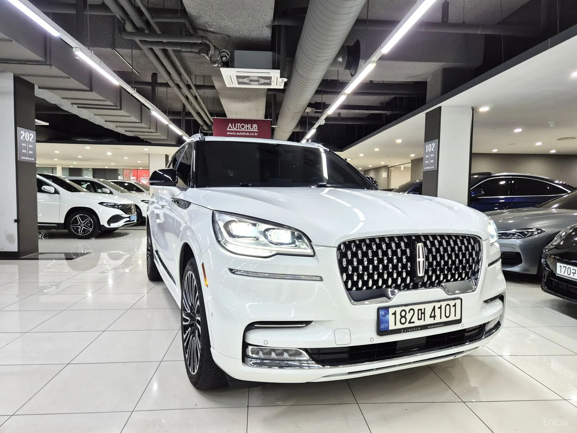 Lincoln Aviator 2nd Generation превью 2