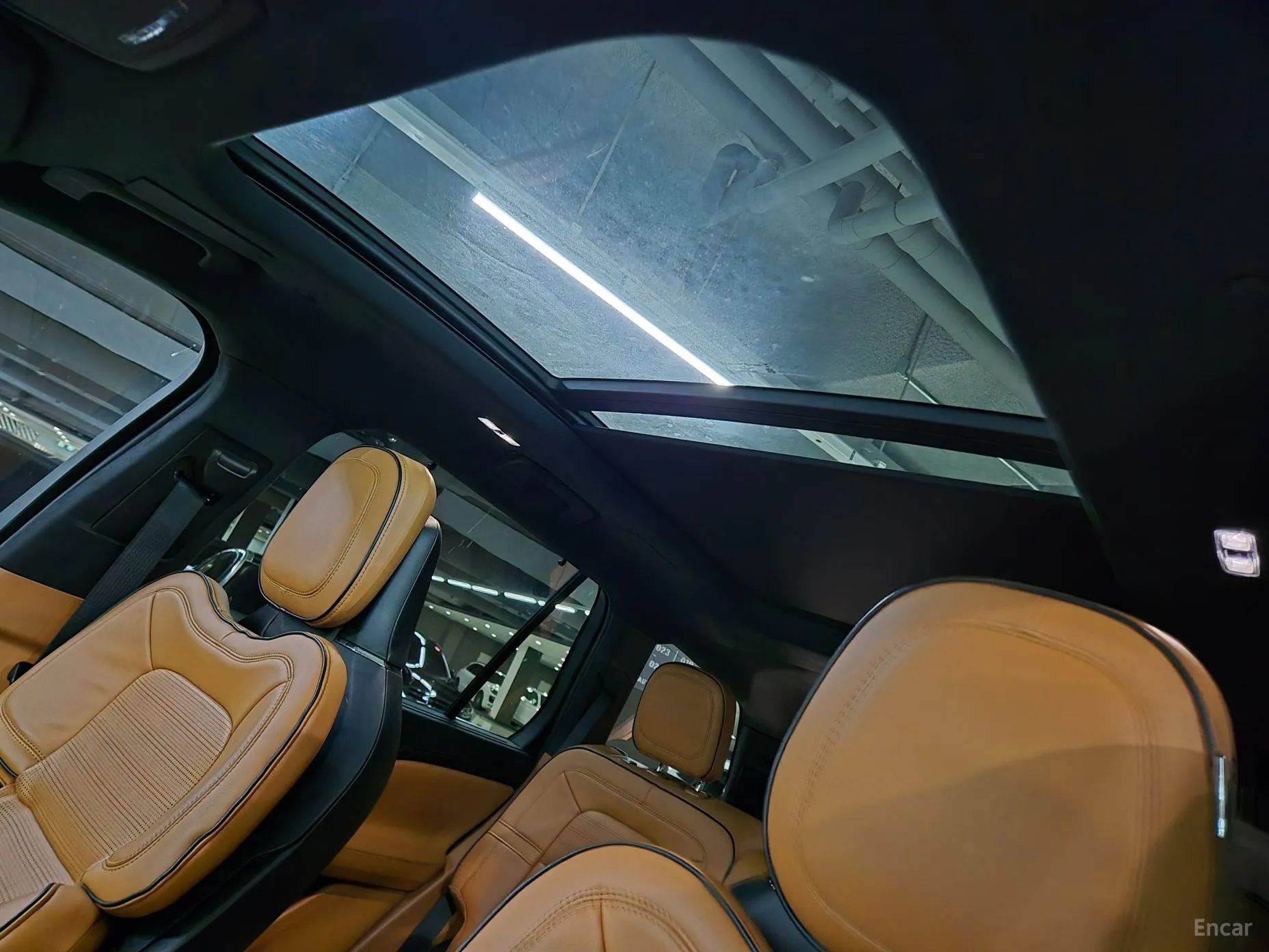 Lincoln Aviator 2nd Generation превью 18