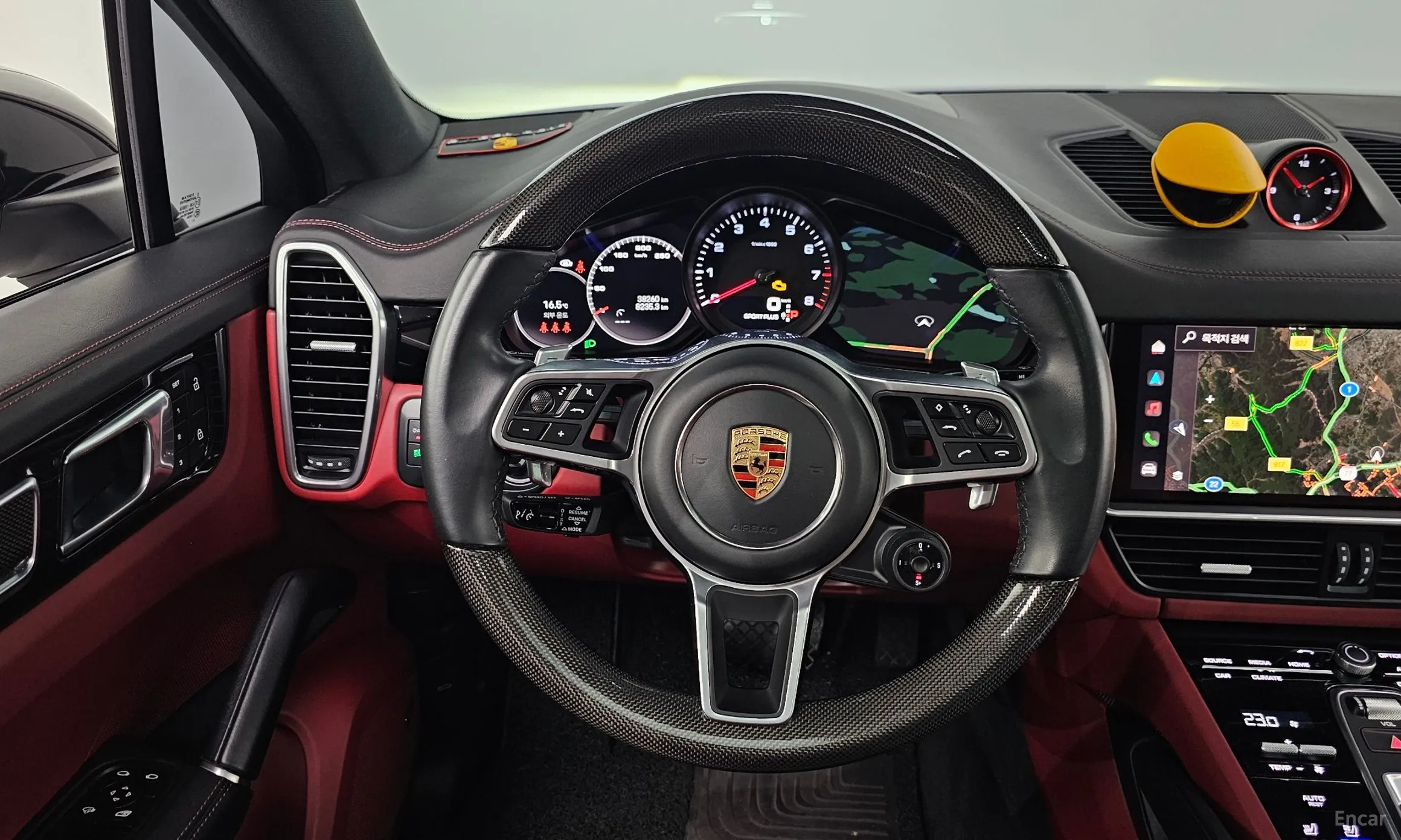 Porsche Cayenne (PO536) превью 13