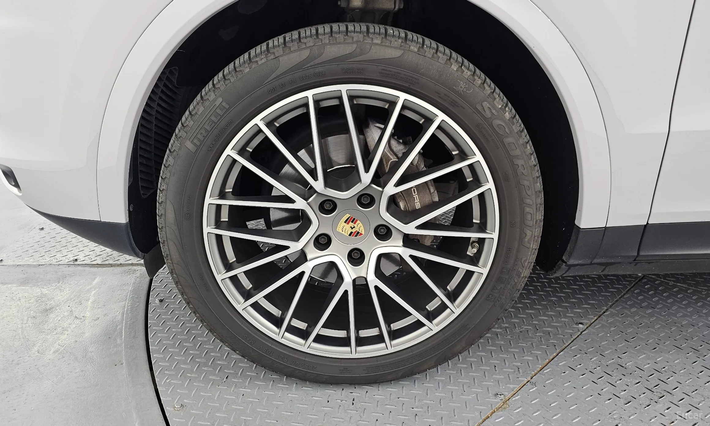 Porsche Cayenne (PO536) превью 5
