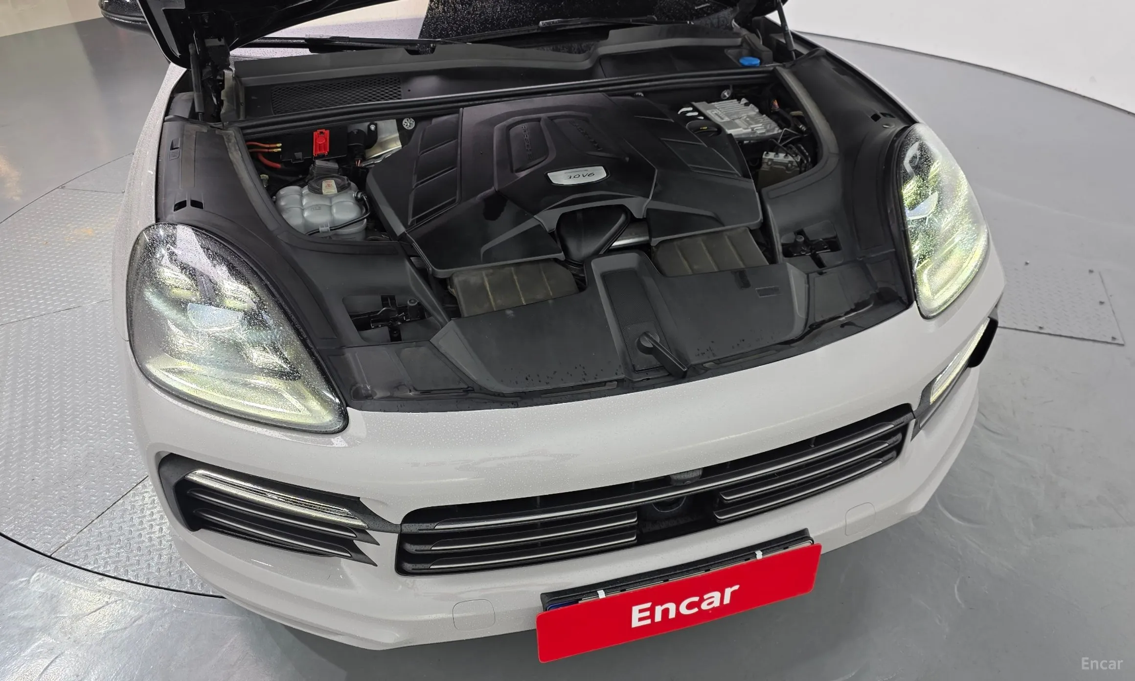Porsche Cayenne (PO536) превью 6