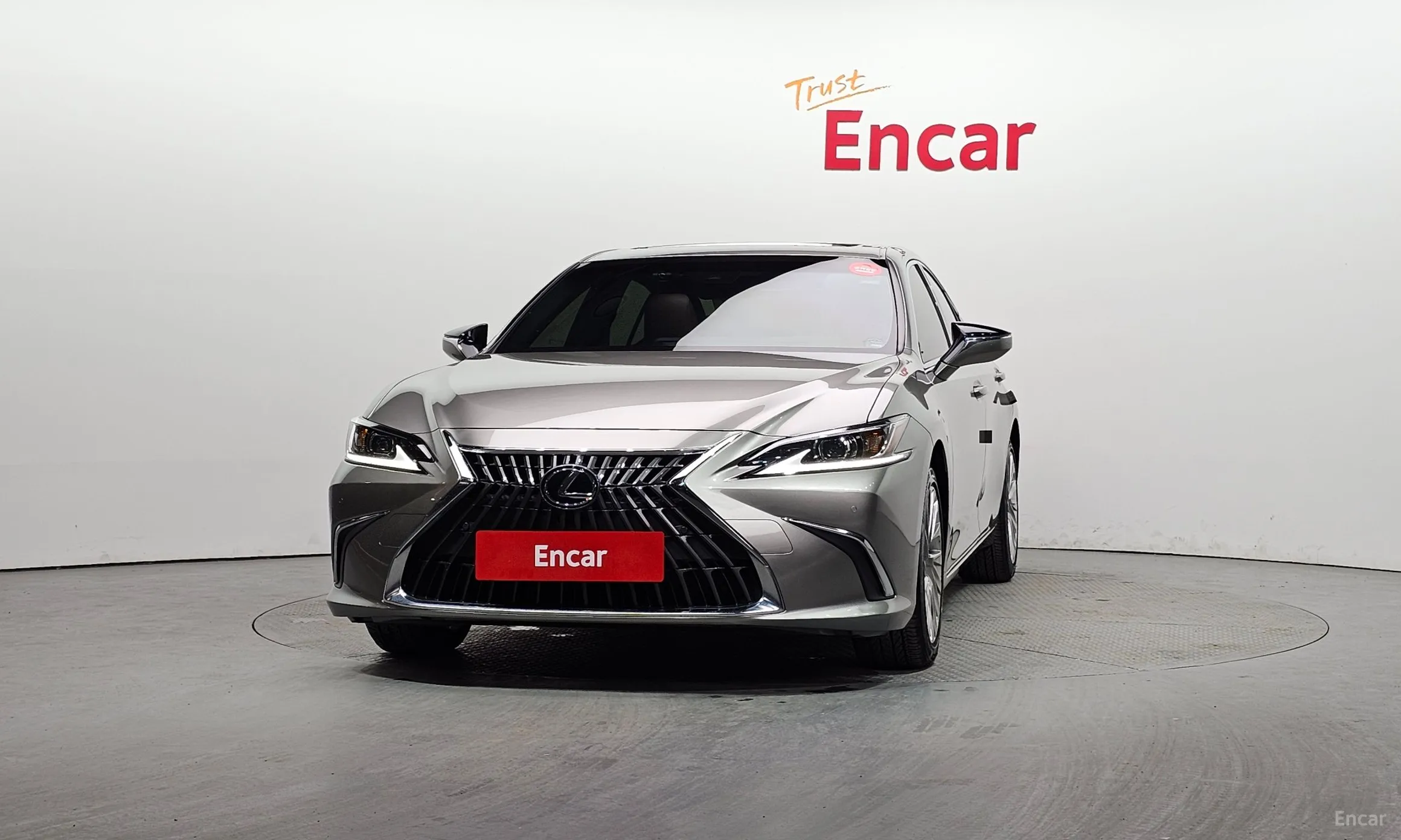 Lexus ES300h 7th Generation превью 3