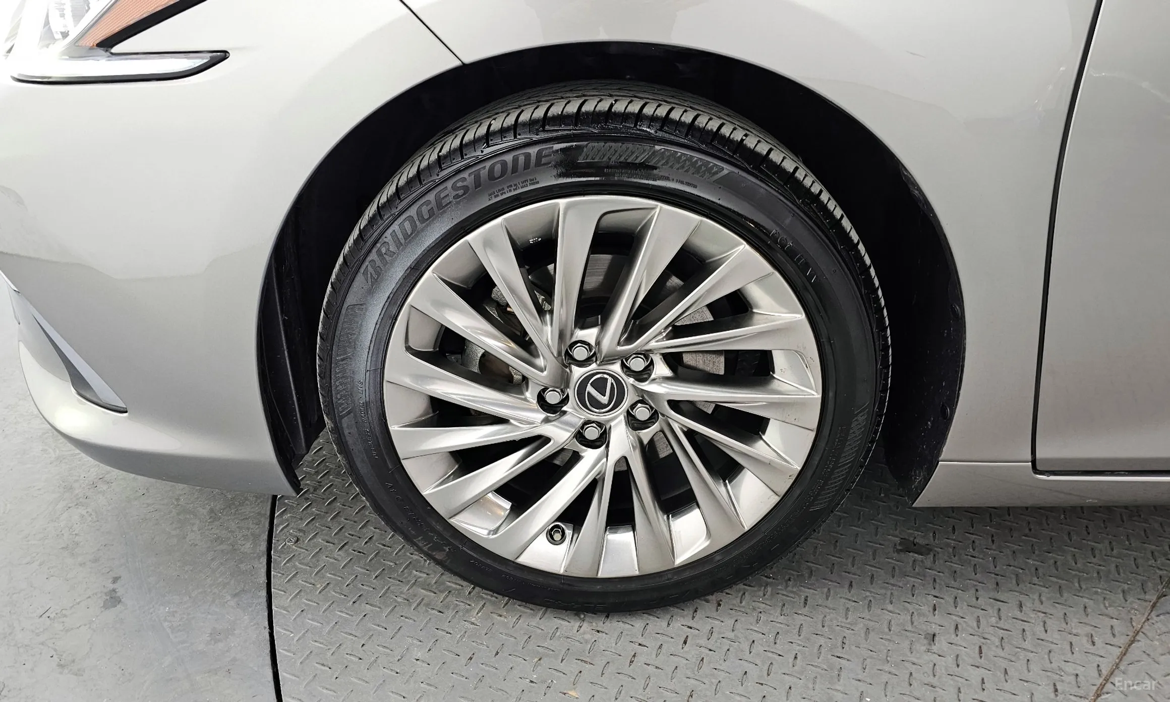 Lexus ES300h 7th Generation превью 5