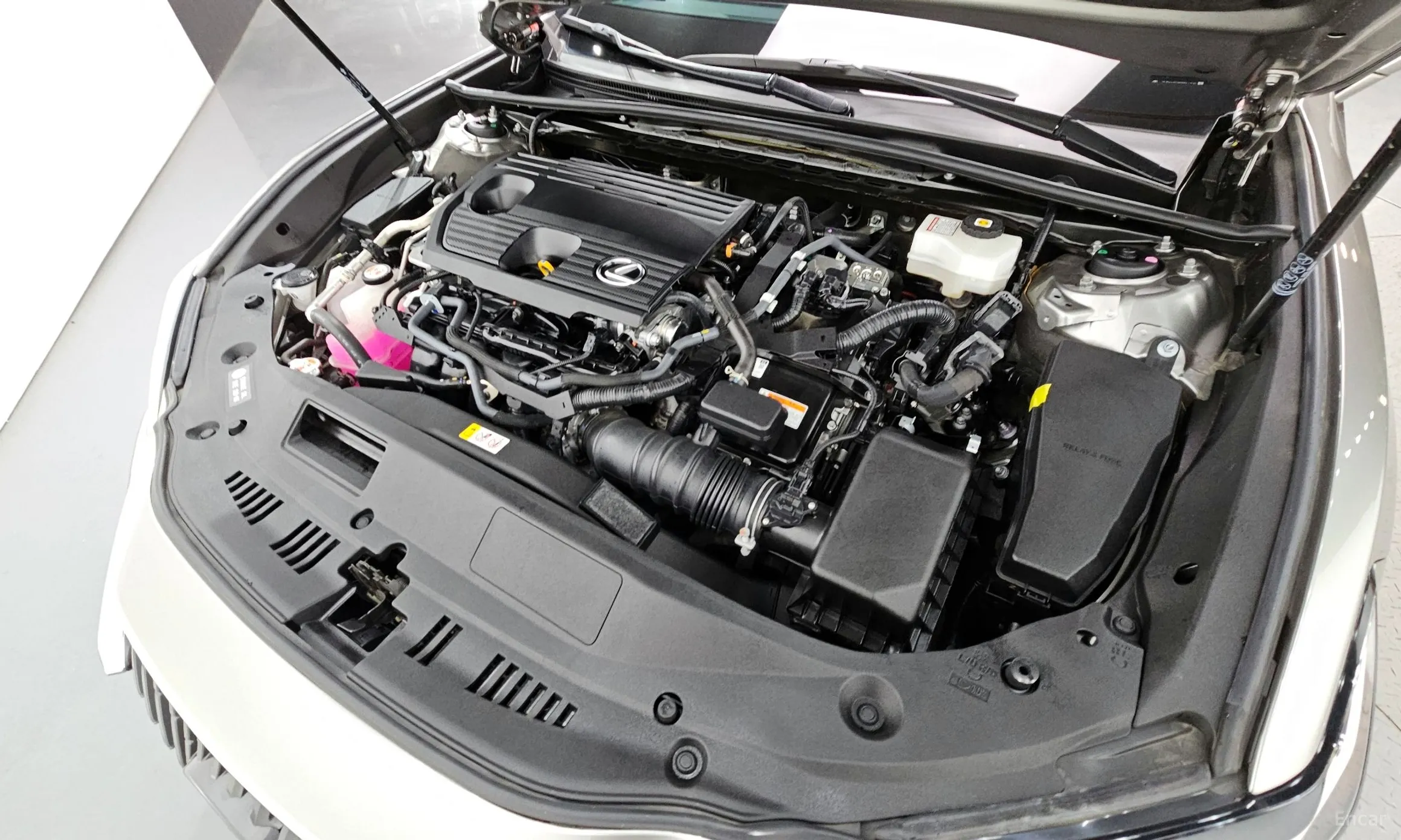 Lexus ES300h 7th Generation превью 6