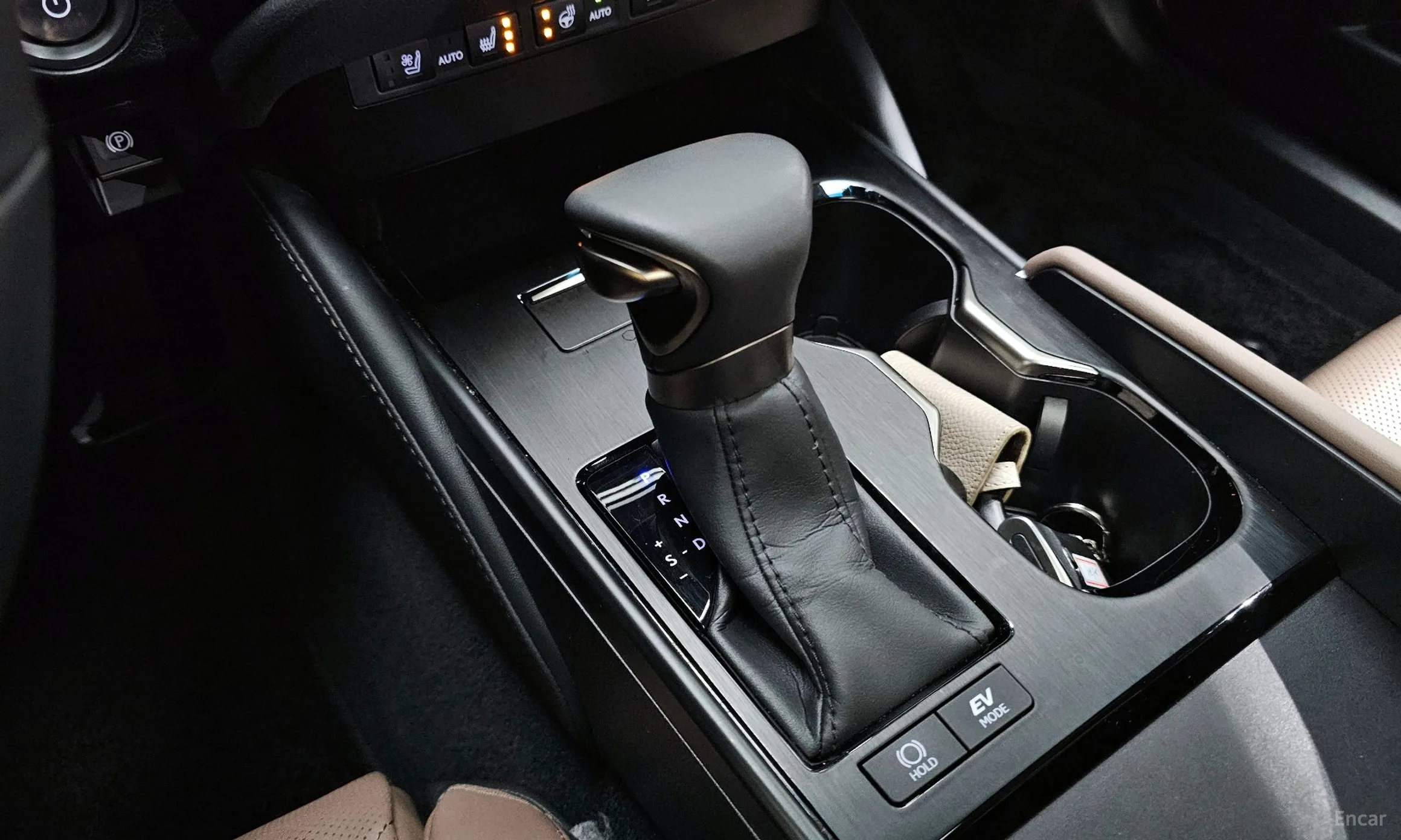 Lexus ES300h 7th Generation превью 9