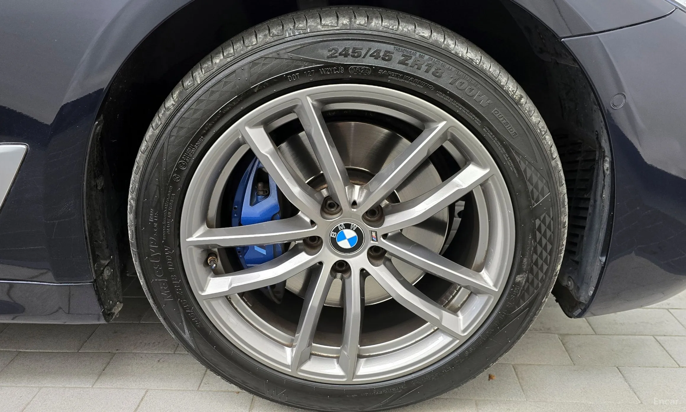 BMW 5 Series (G30) превью 5