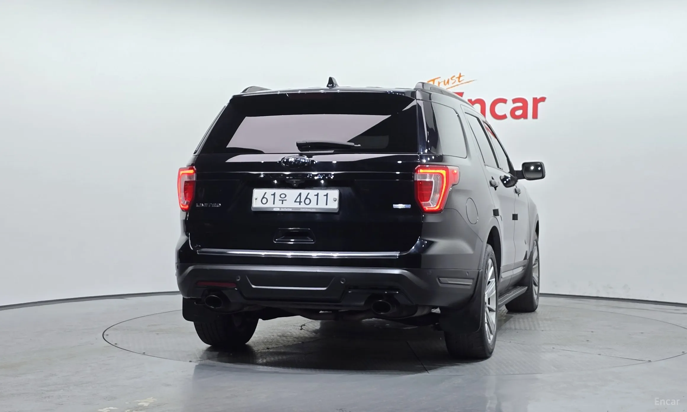 Ford Explorer превью 4
