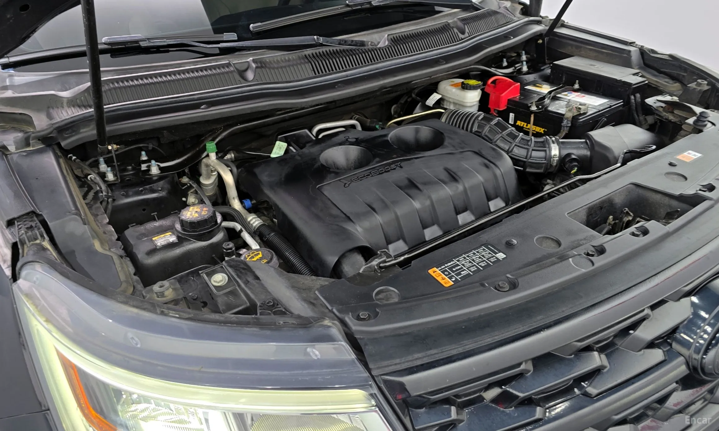 Ford Explorer превью 6