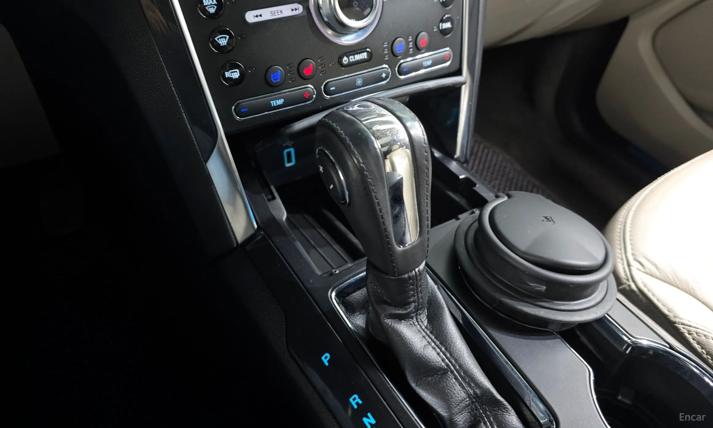 Ford Explorer превью 9