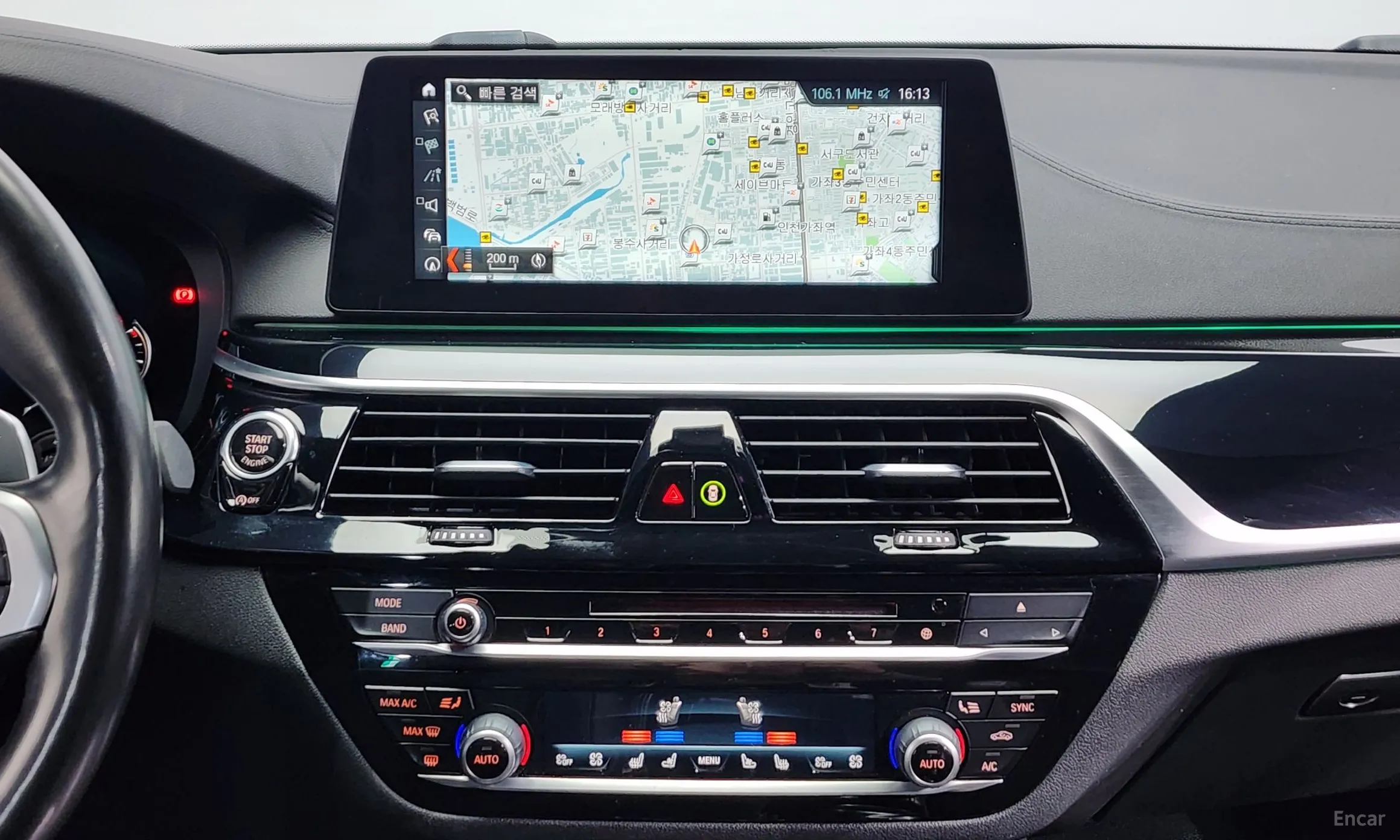 BMW 5 Series (G30) превью 14