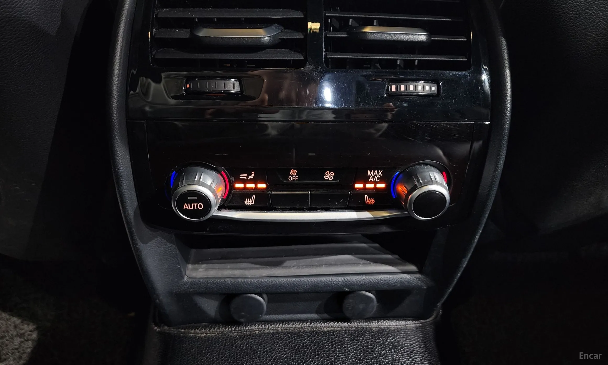 BMW 5 Series (G30) превью 17
