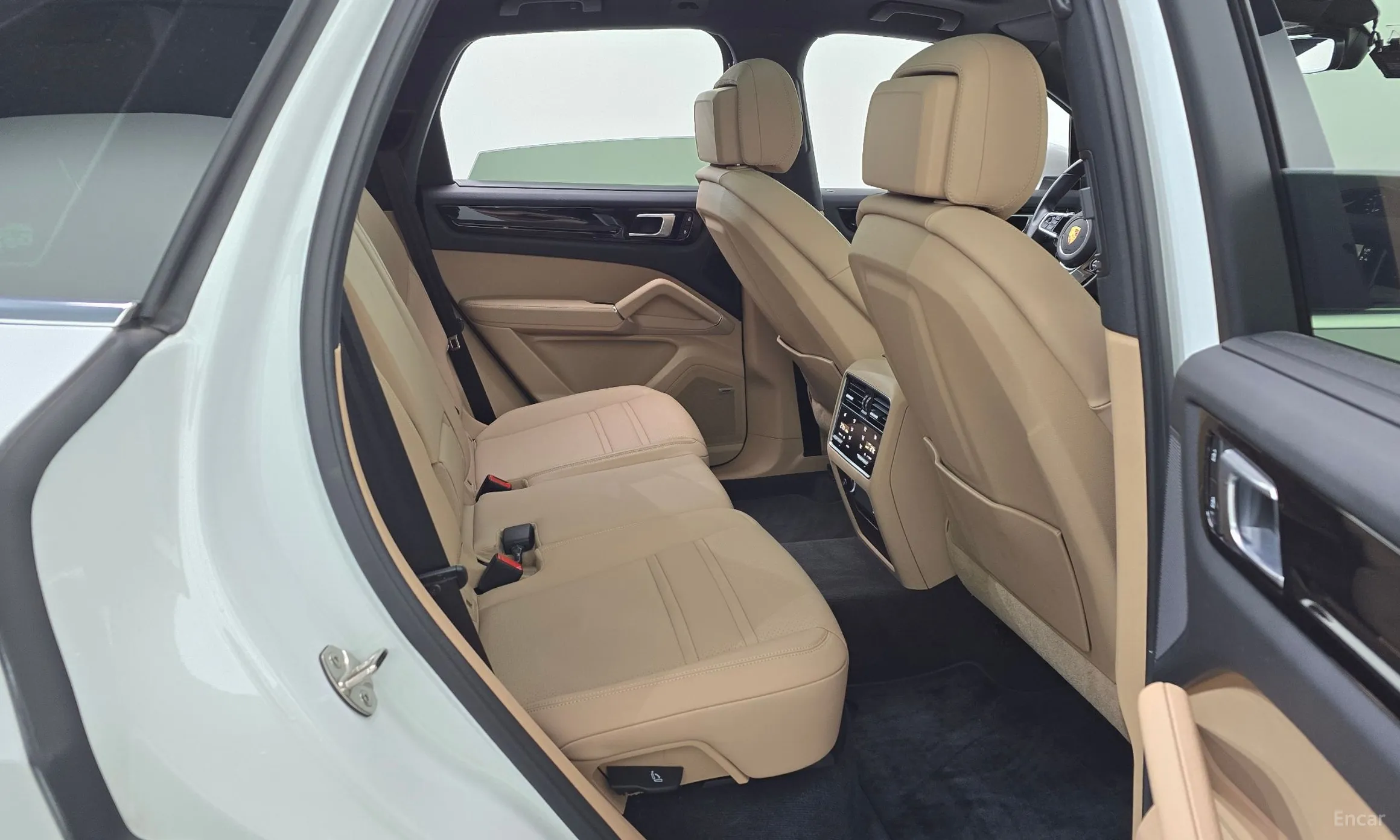 Porsche Cayenne (PO536) превью 12