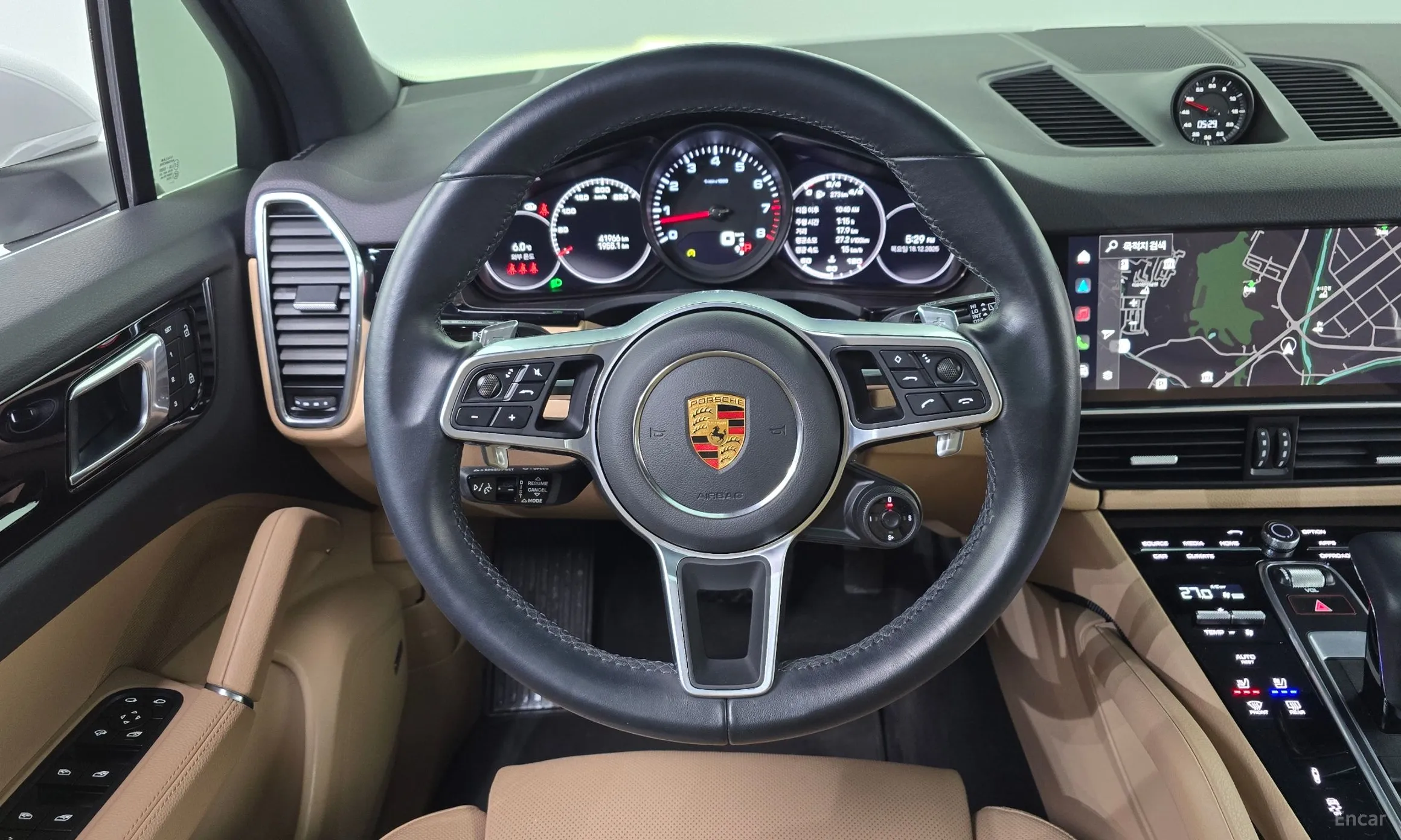Porsche Cayenne (PO536) превью 13