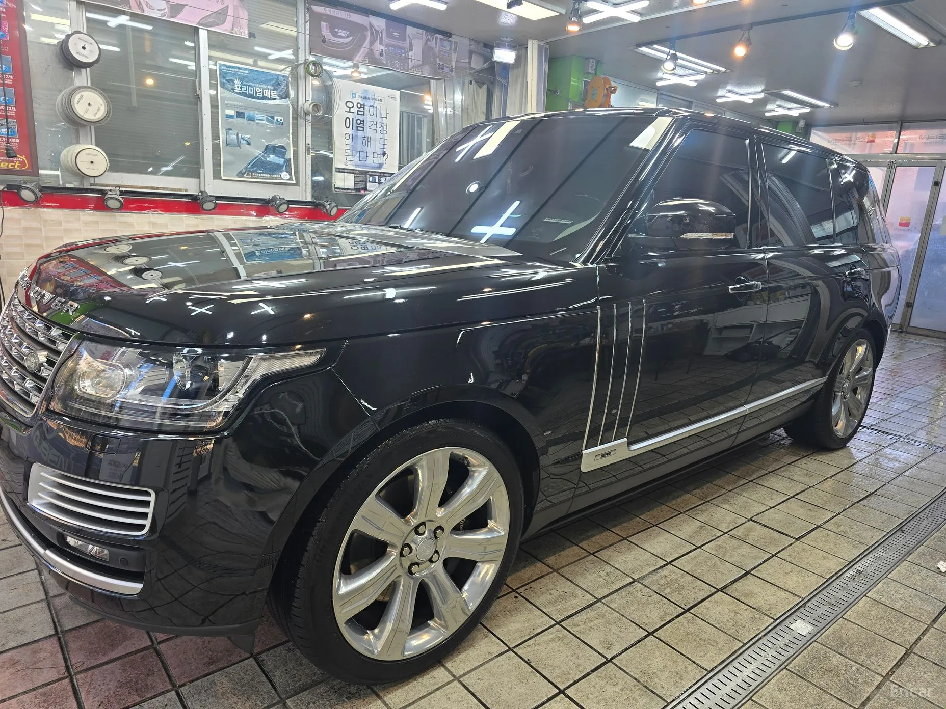 Land Rover Range Rover 4th Generation