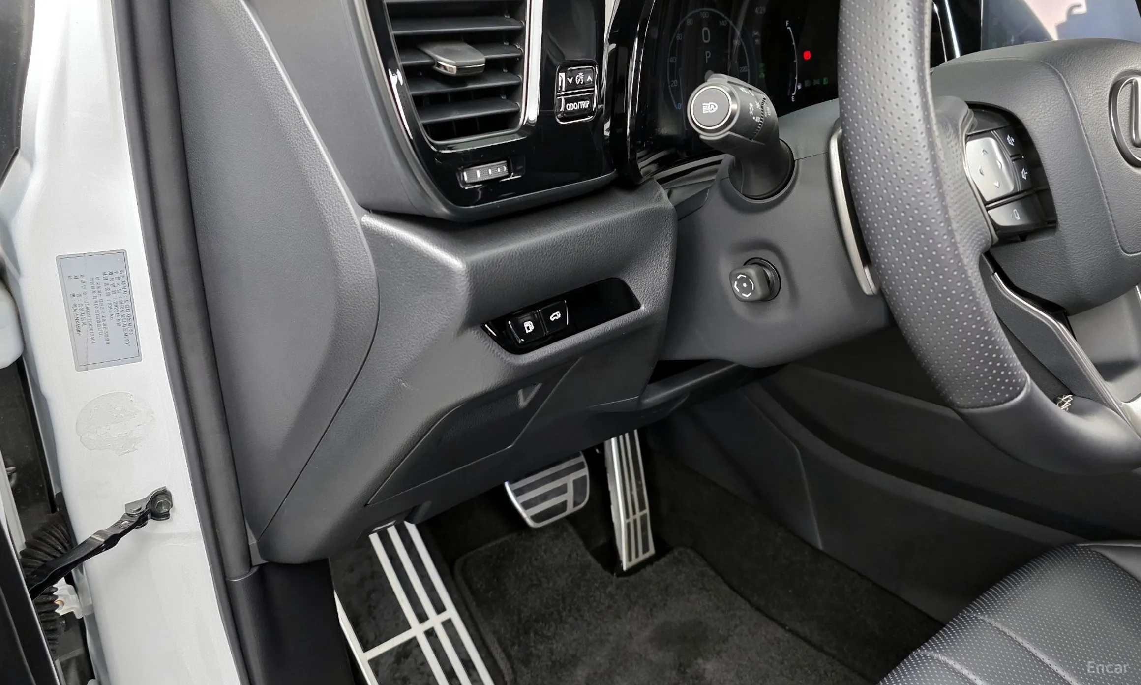 Lexus NX450h + 2nd Gen превью 17