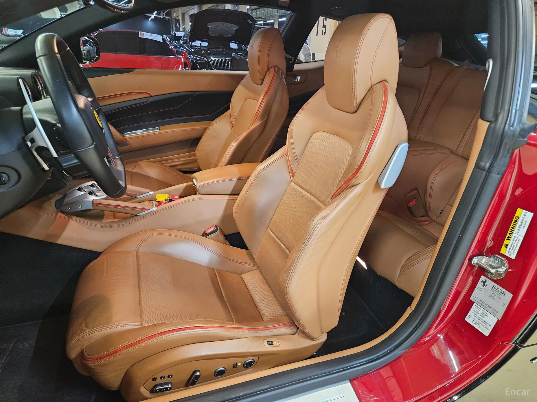 Ferrari FF превью 10