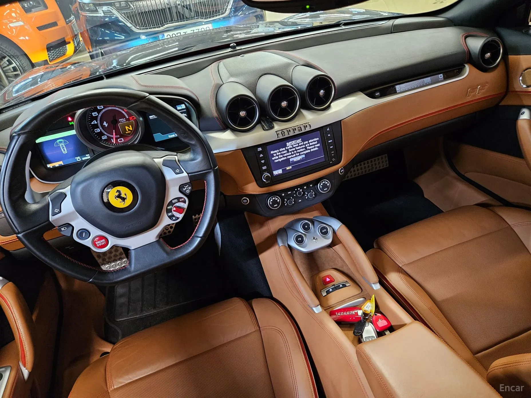 Ferrari FF превью 14