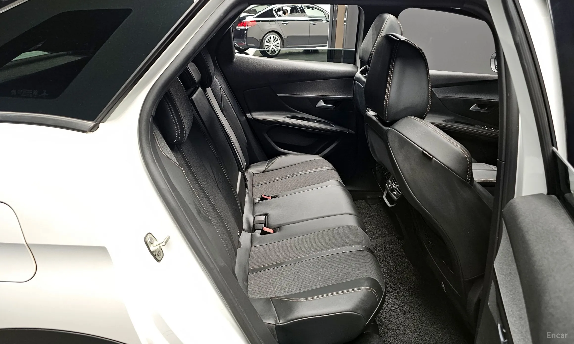 Peugeot 3008 2nd generation превью 11