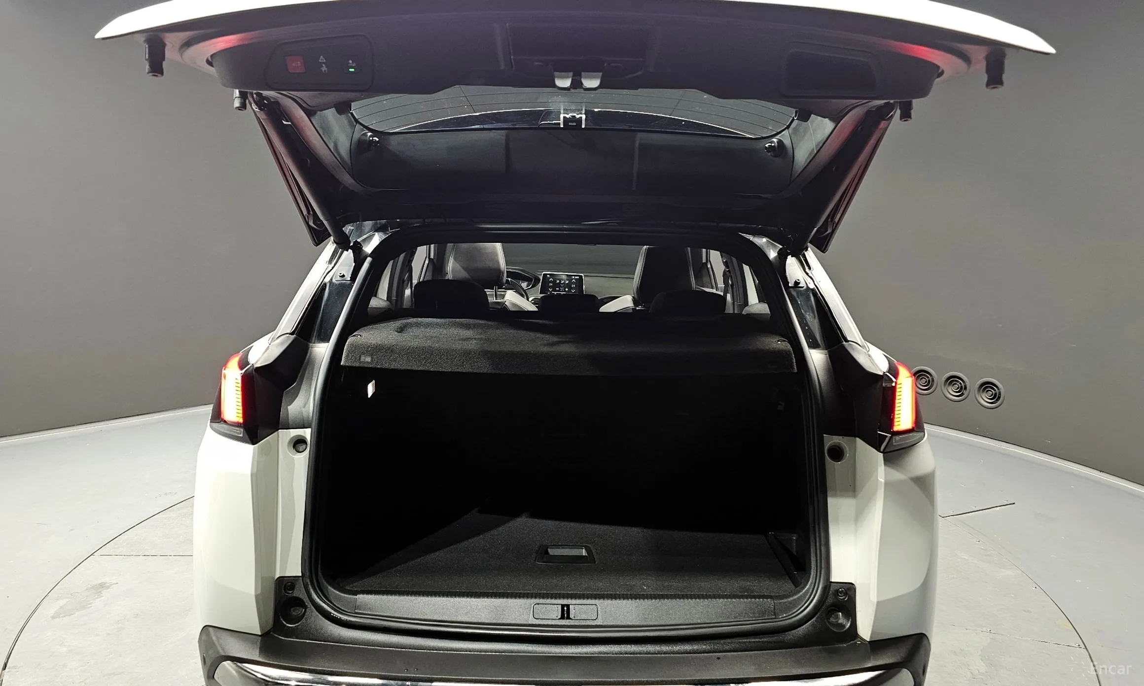 Peugeot 3008 2nd generation превью 20