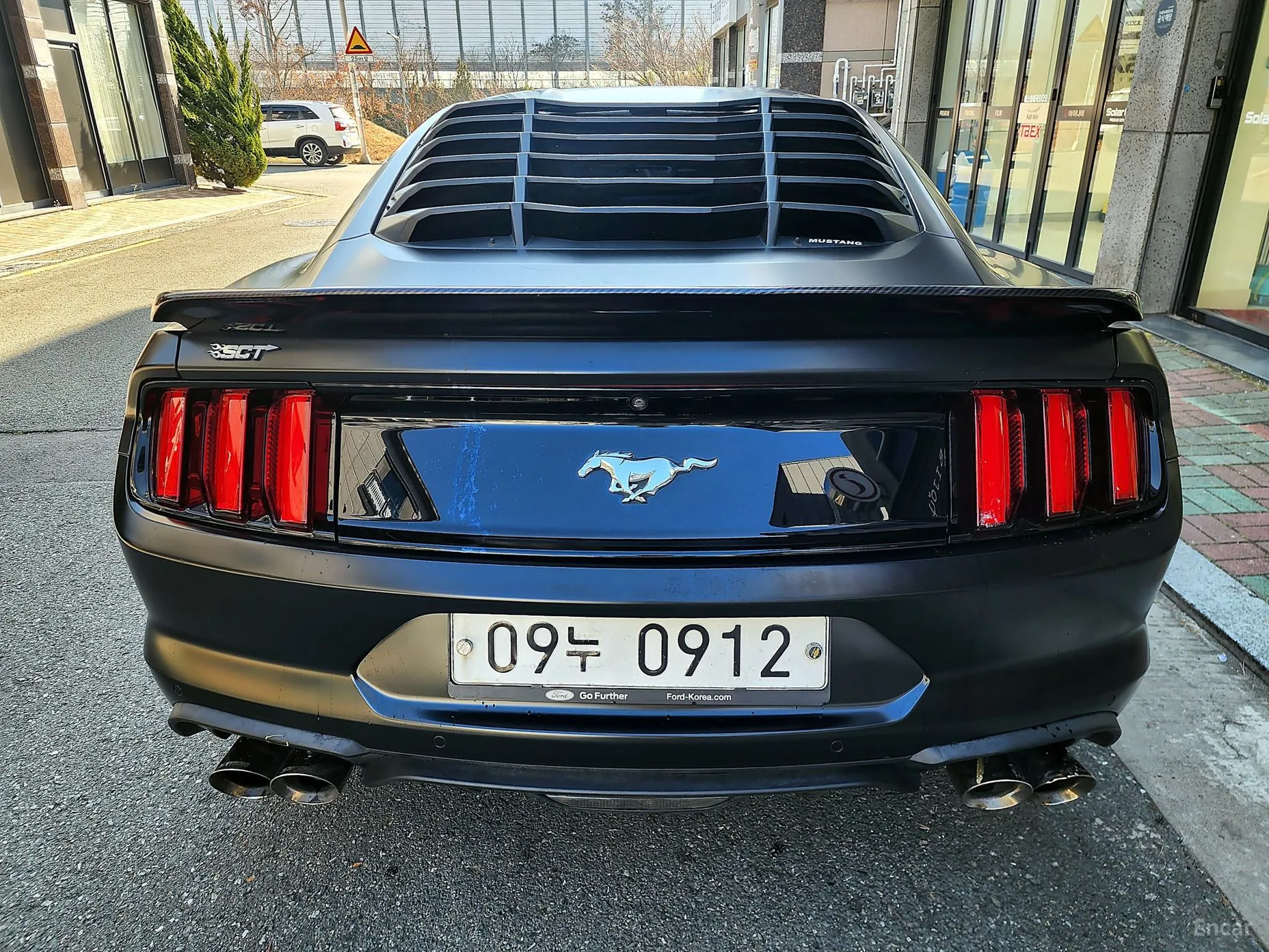 Ford Mustang превью 6