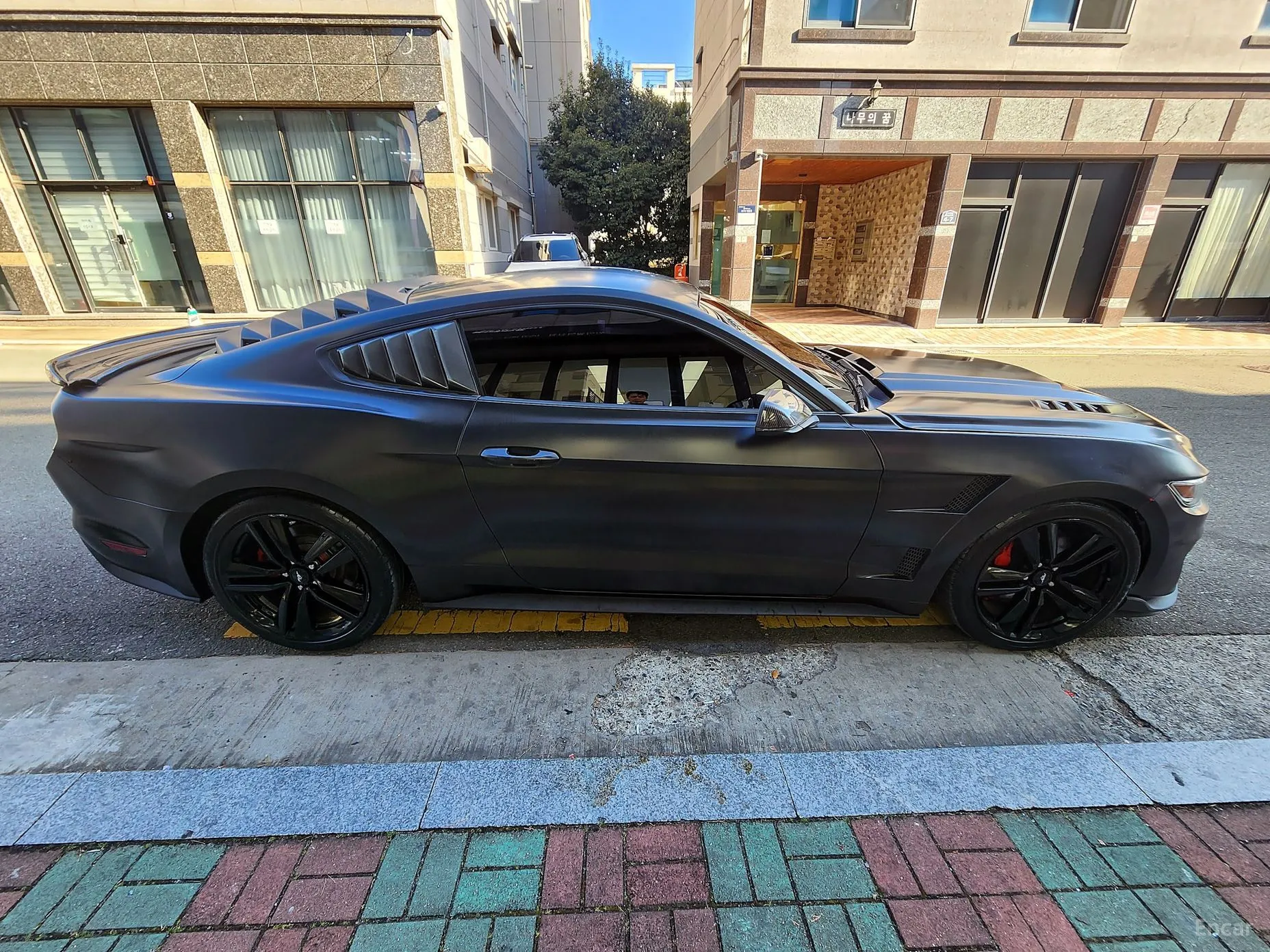 Ford Mustang превью 8