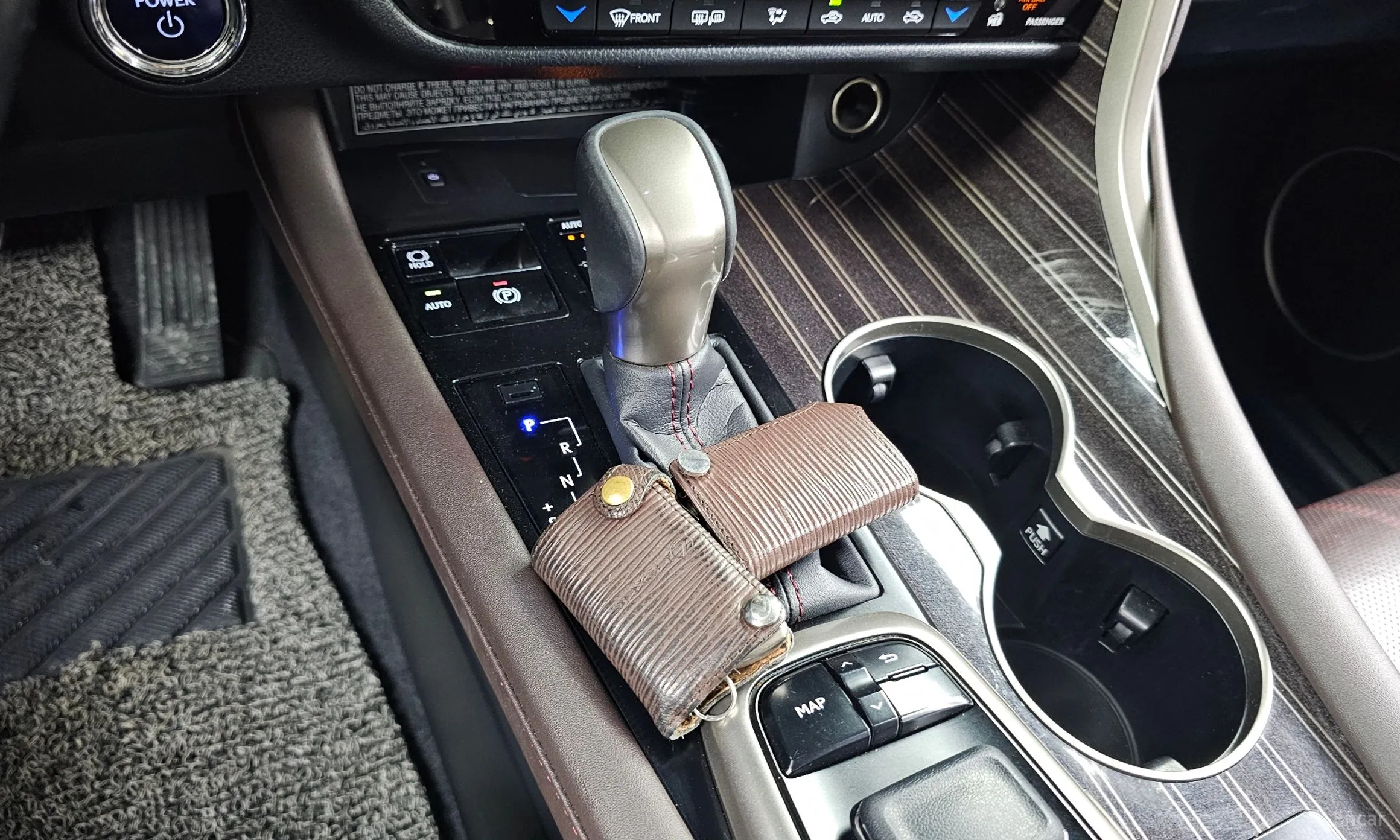 Lexus RX450h Gen 4 превью 9