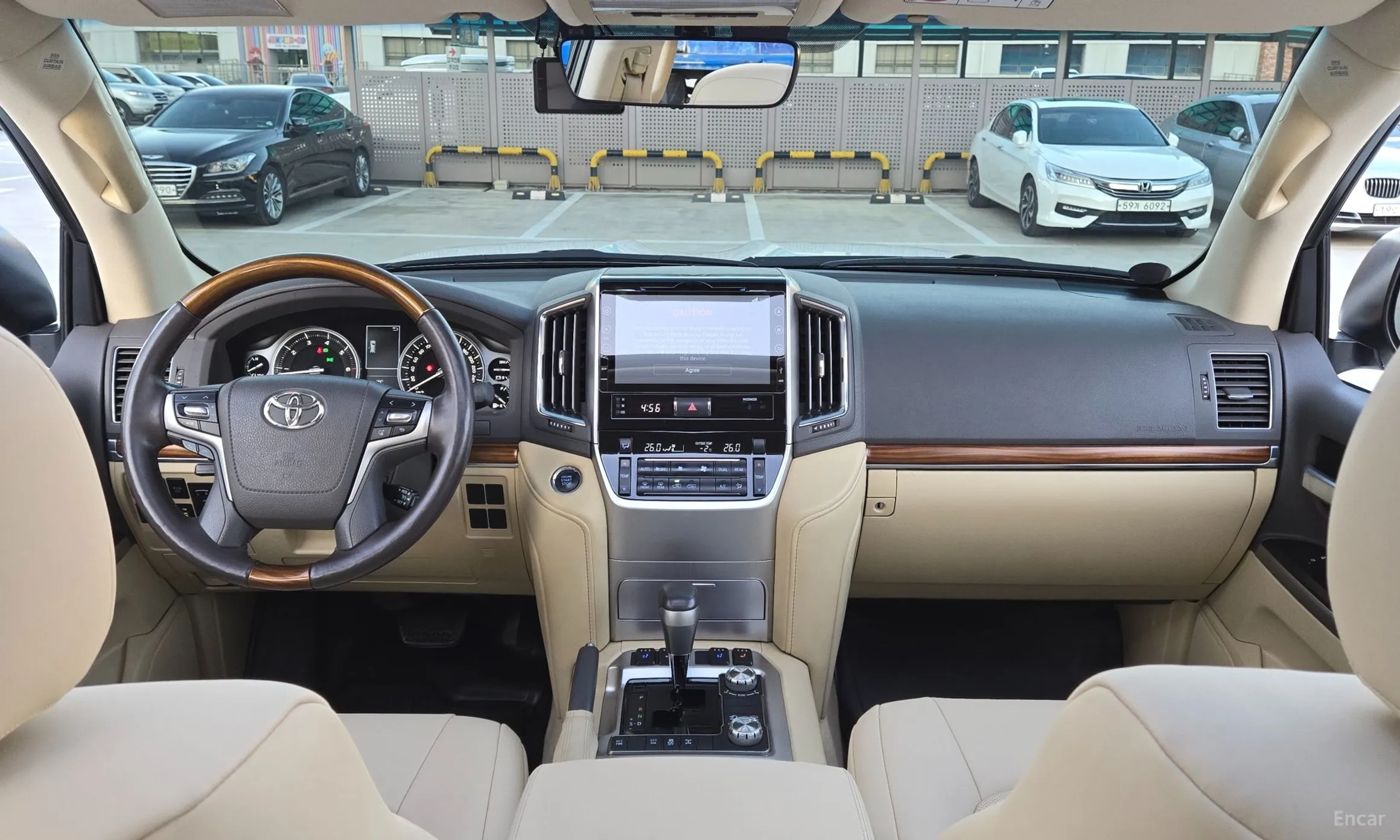 Toyota Land Cruiser превью 7