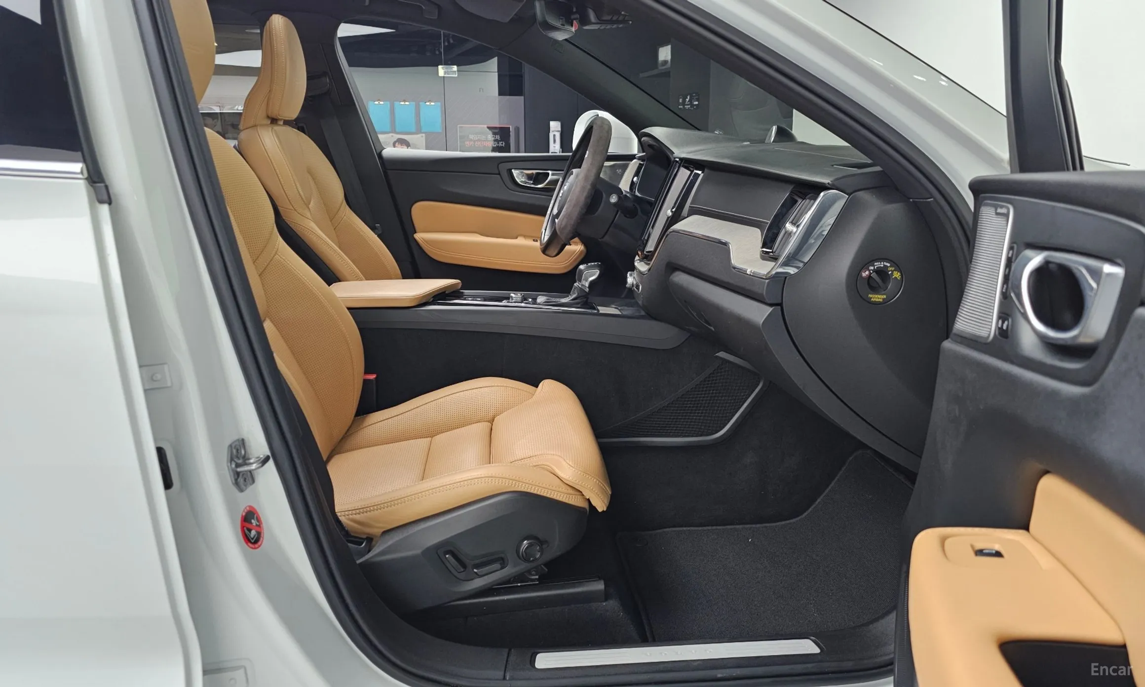 Volvo XC60 Gen 2 превью 11