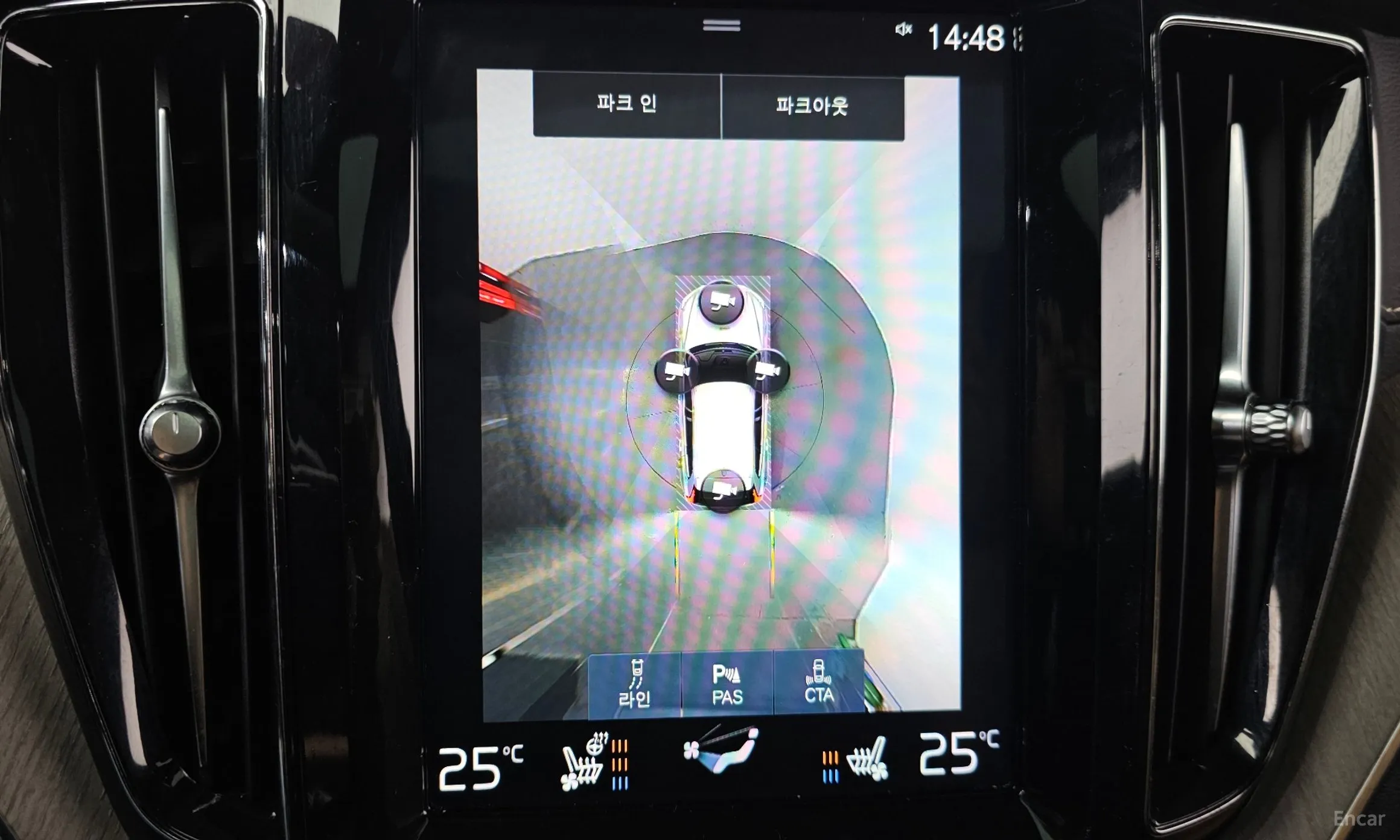 Volvo XC60 Gen 2 превью 14