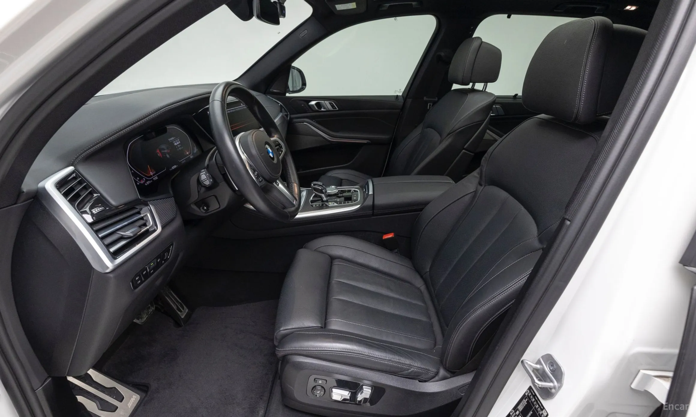 BMW X5 (G05) превью 10
