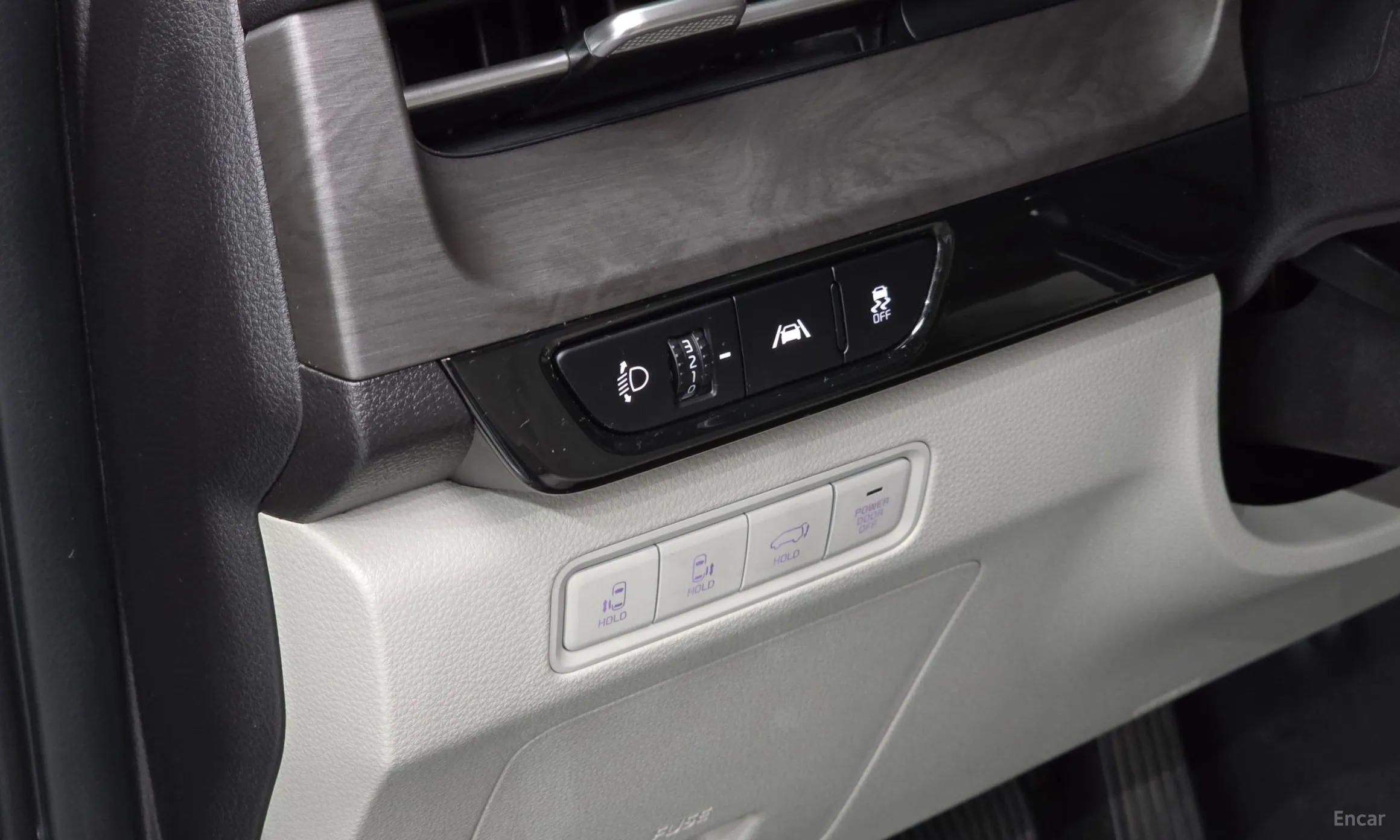 Kia Carnival Gen 4 превью 18