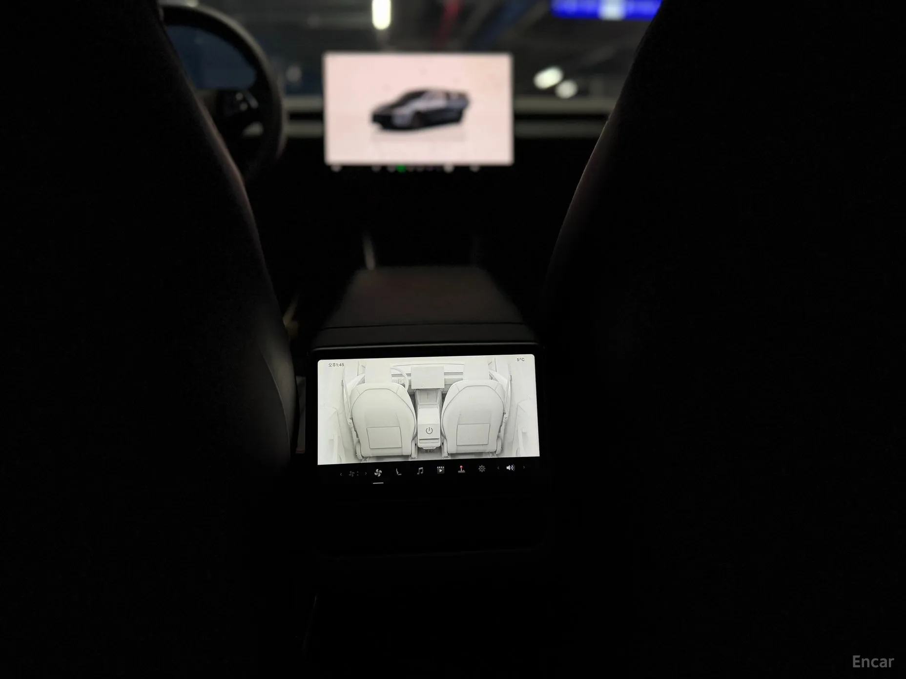 Tesla Model Y превью 14