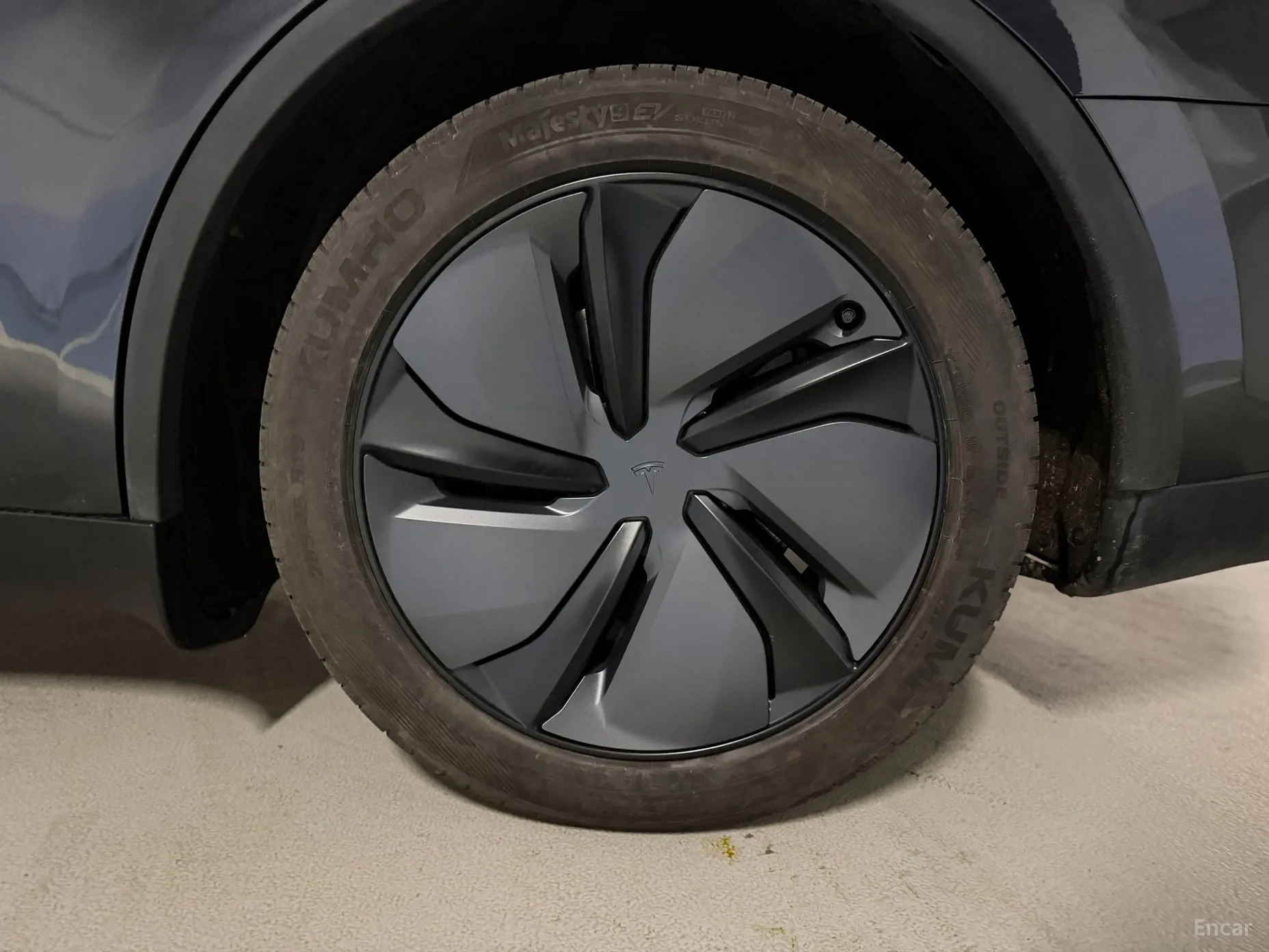 Tesla Model Y превью 9