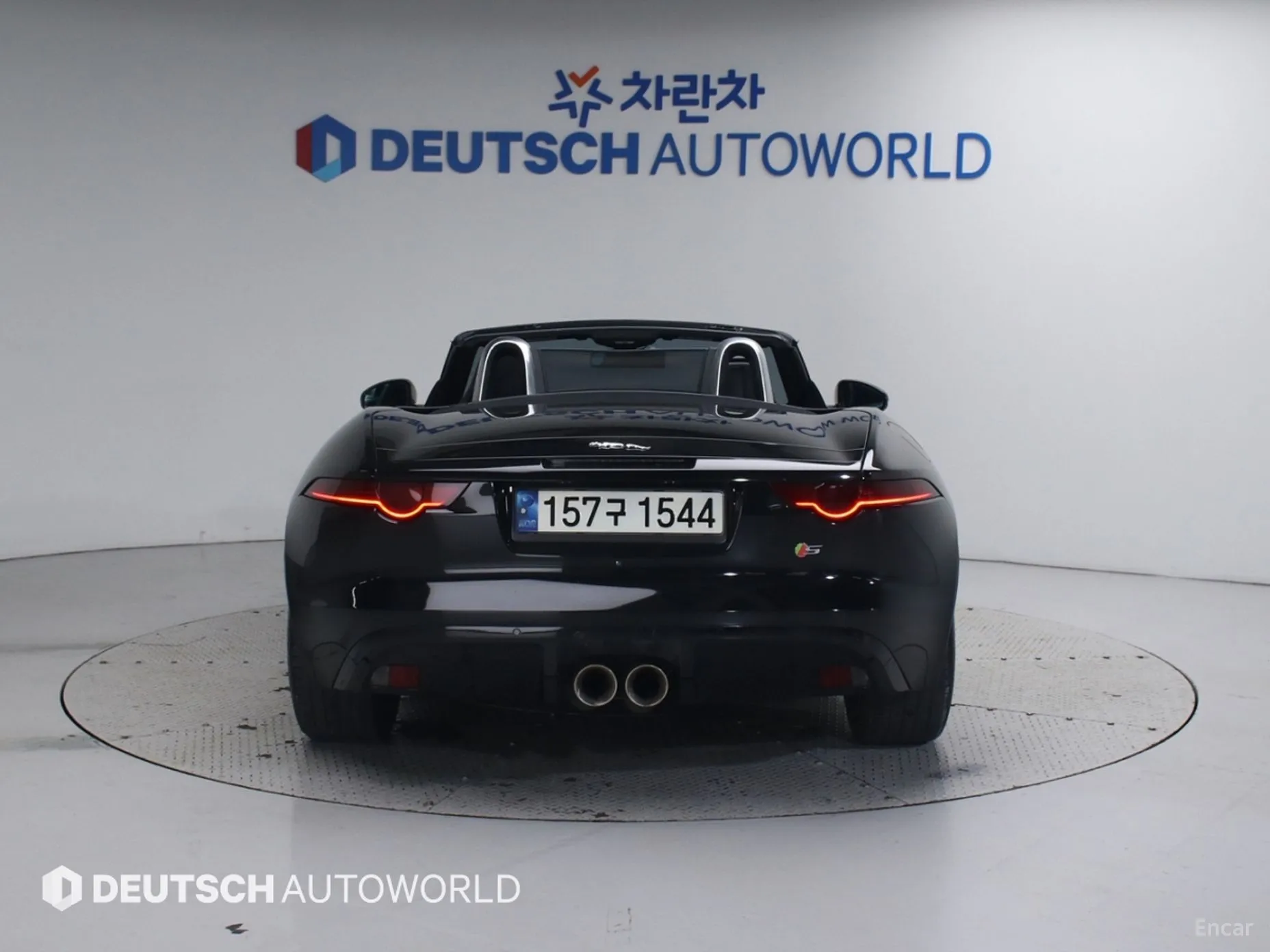 Jaguar F-TYPE превью 4