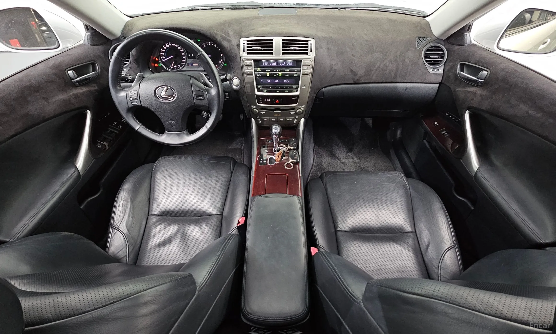 Lexus IS250 превью 7