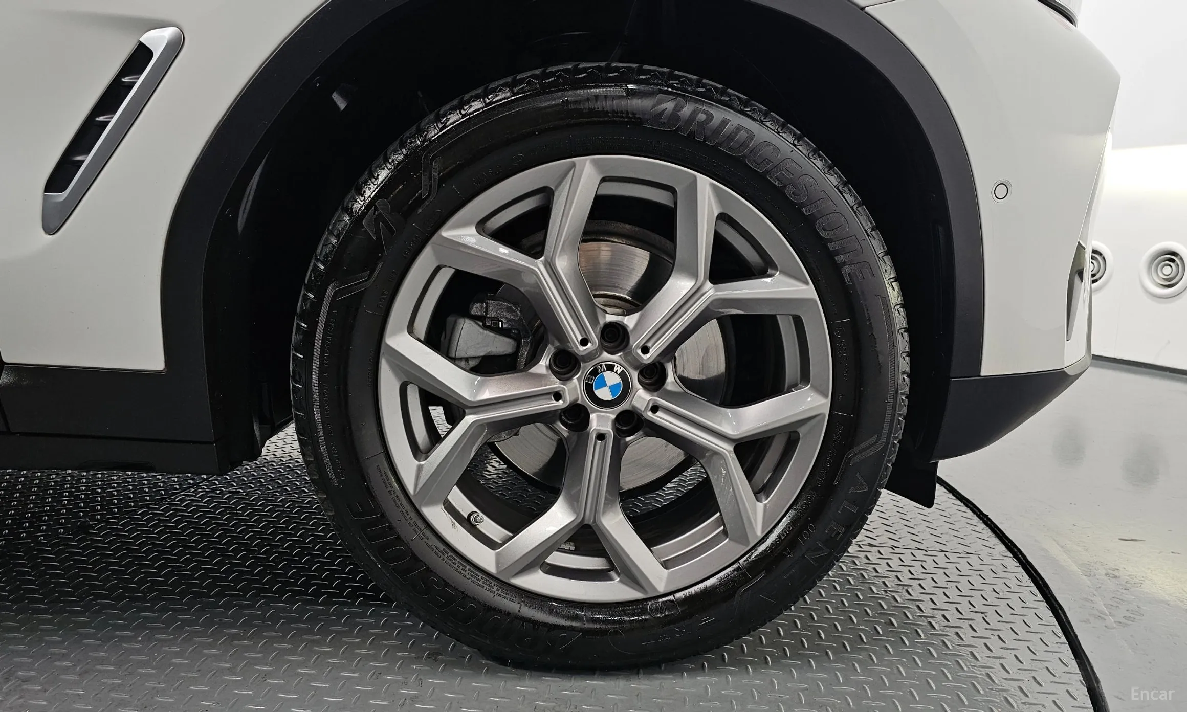 BMW X3 (G01) превью 5