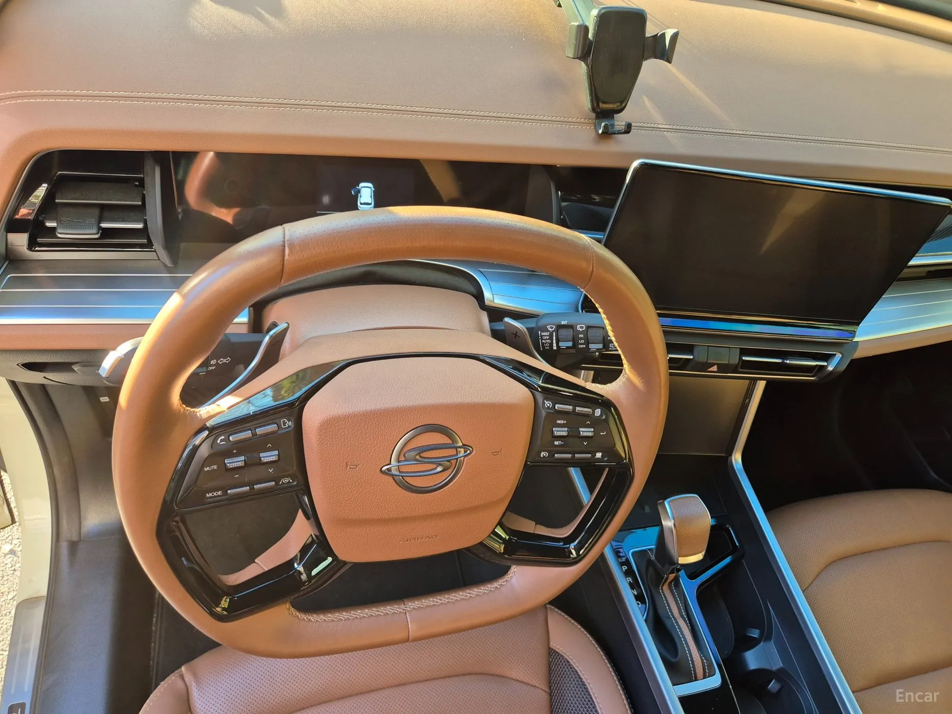 KG Mobility (SsangYong) Torres превью 13