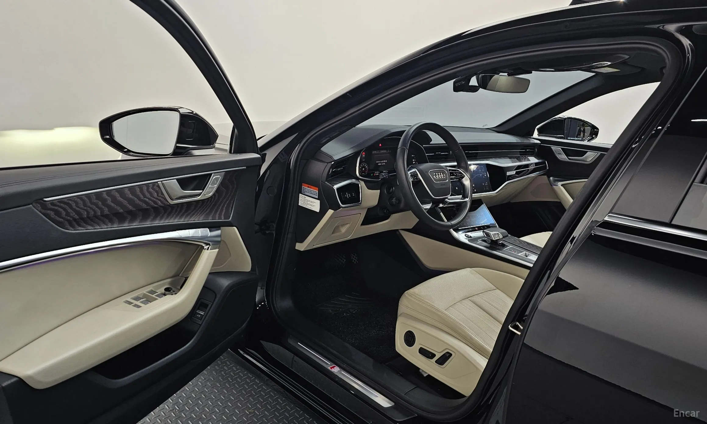 Audi A6 (C8) превью 10