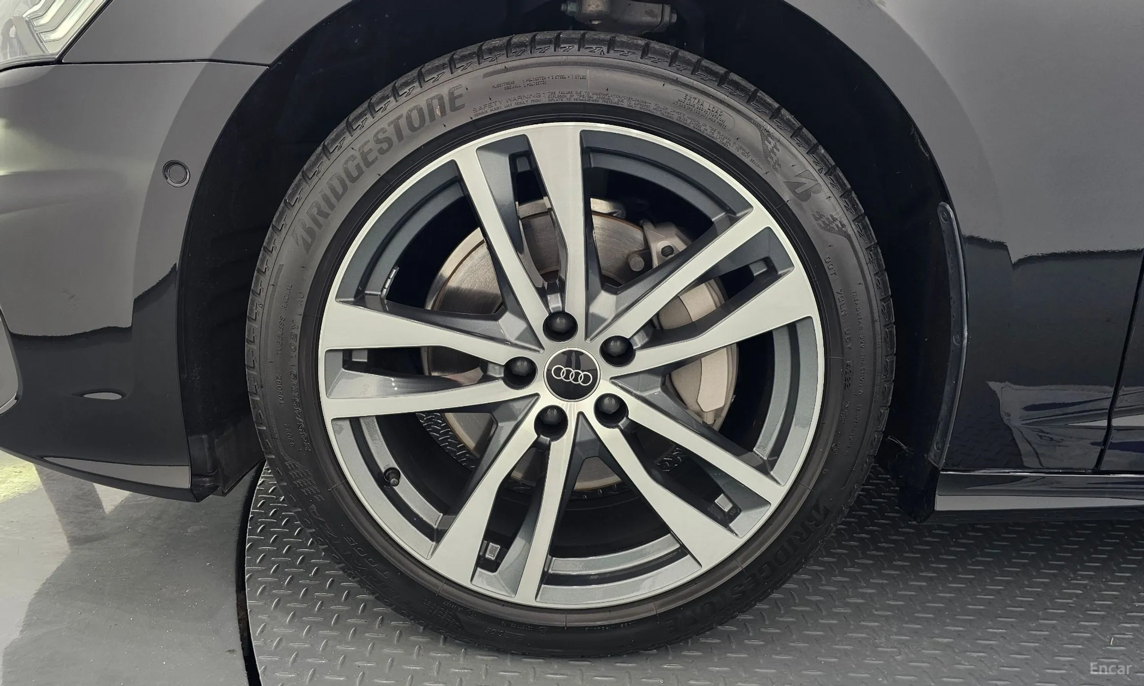 Audi A6 (C8) превью 5
