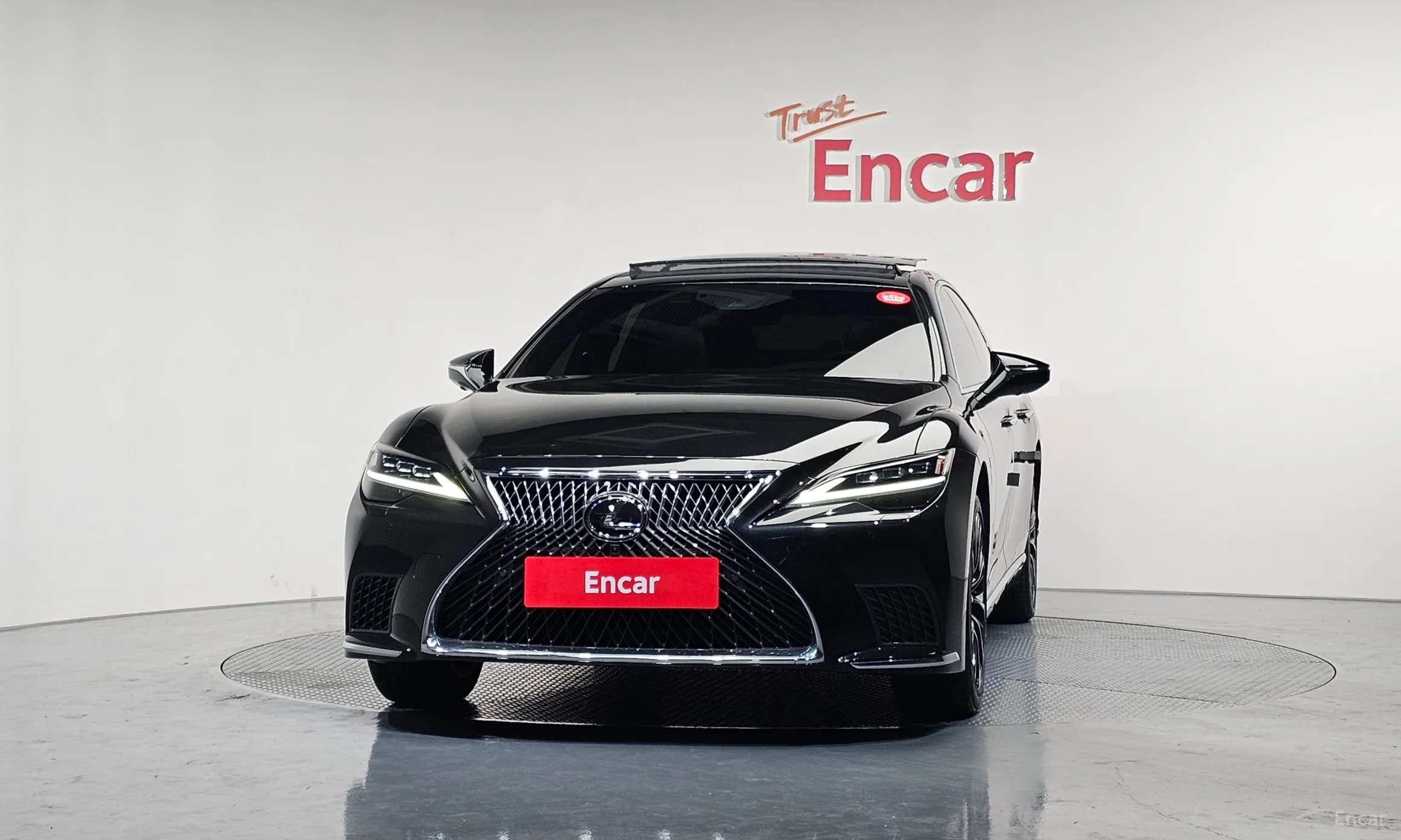 Lexus LS500 5th Generation превью 3