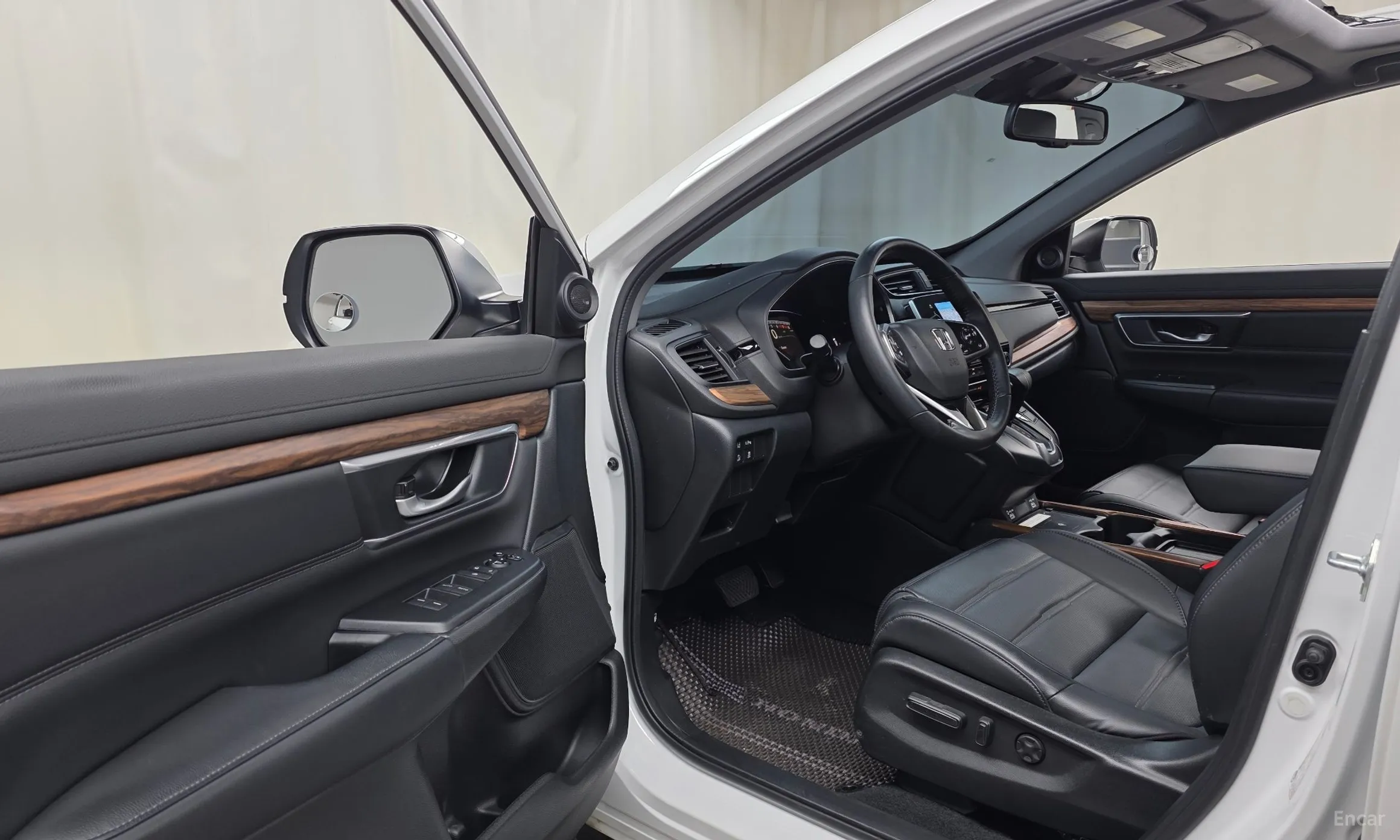 Honda CR-V 5th generation превью 10