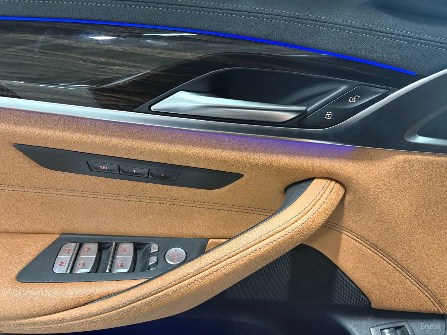 BMW 5 Series (G30) превью 15