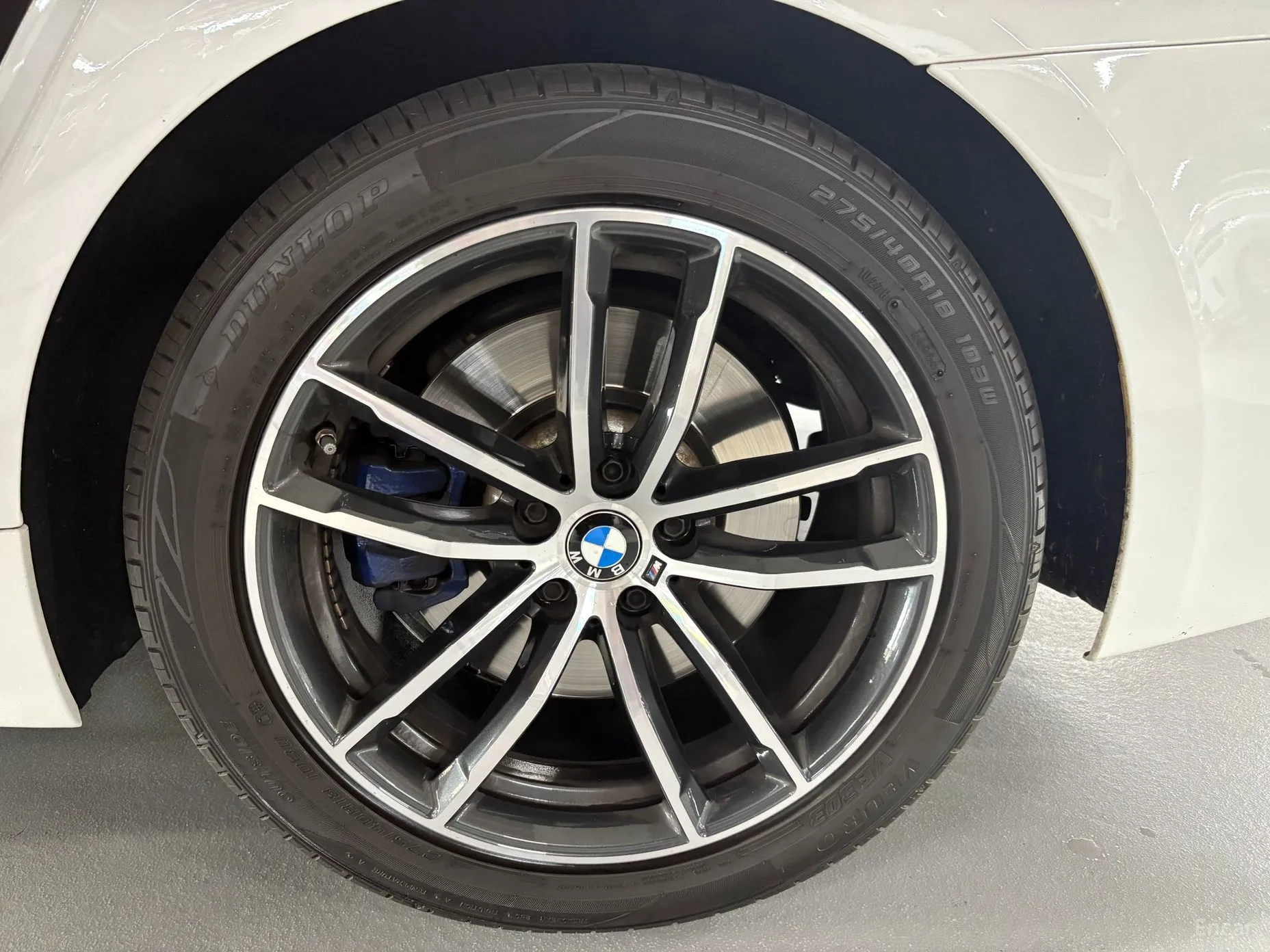 BMW 5 Series (G30) превью 5