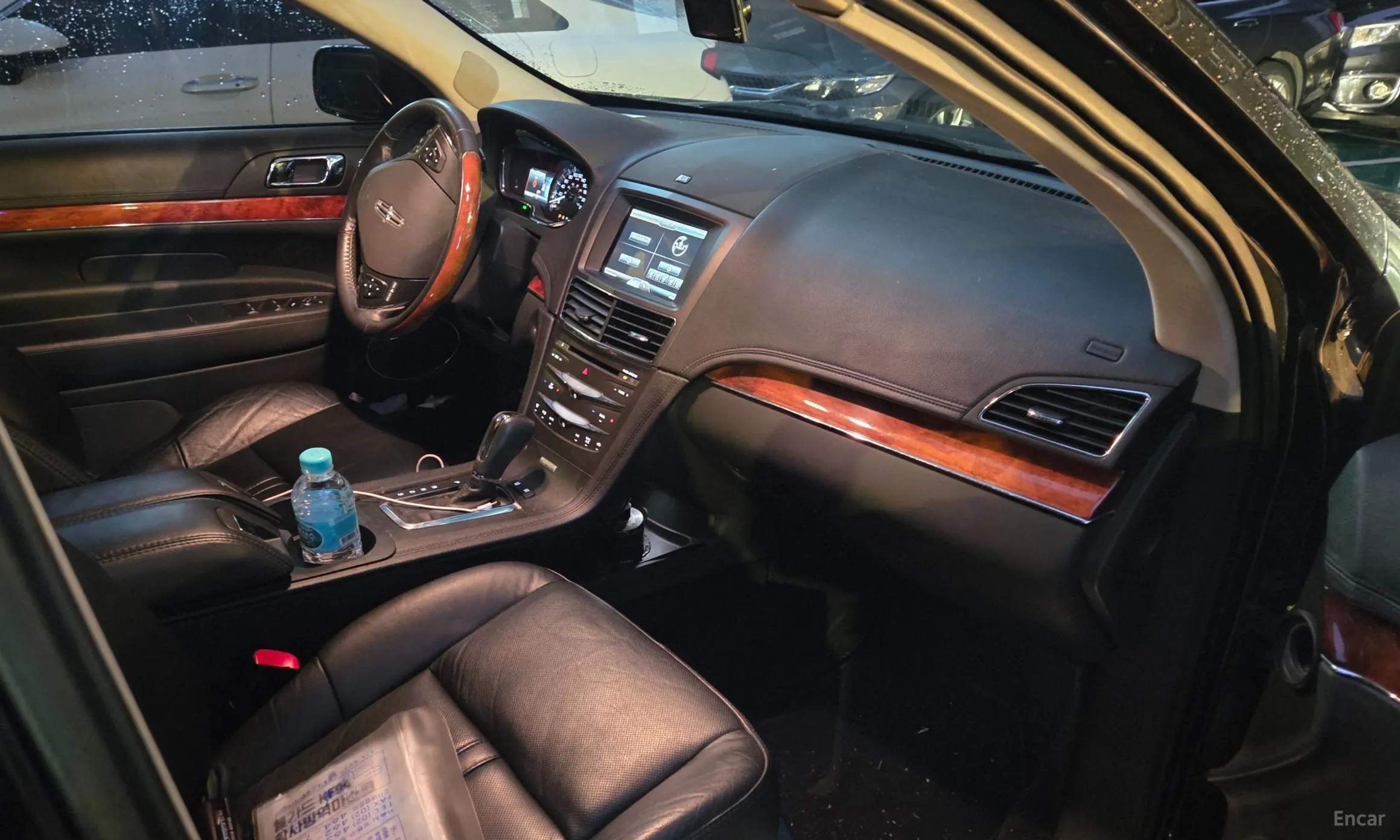 Lincoln MKT превью 12