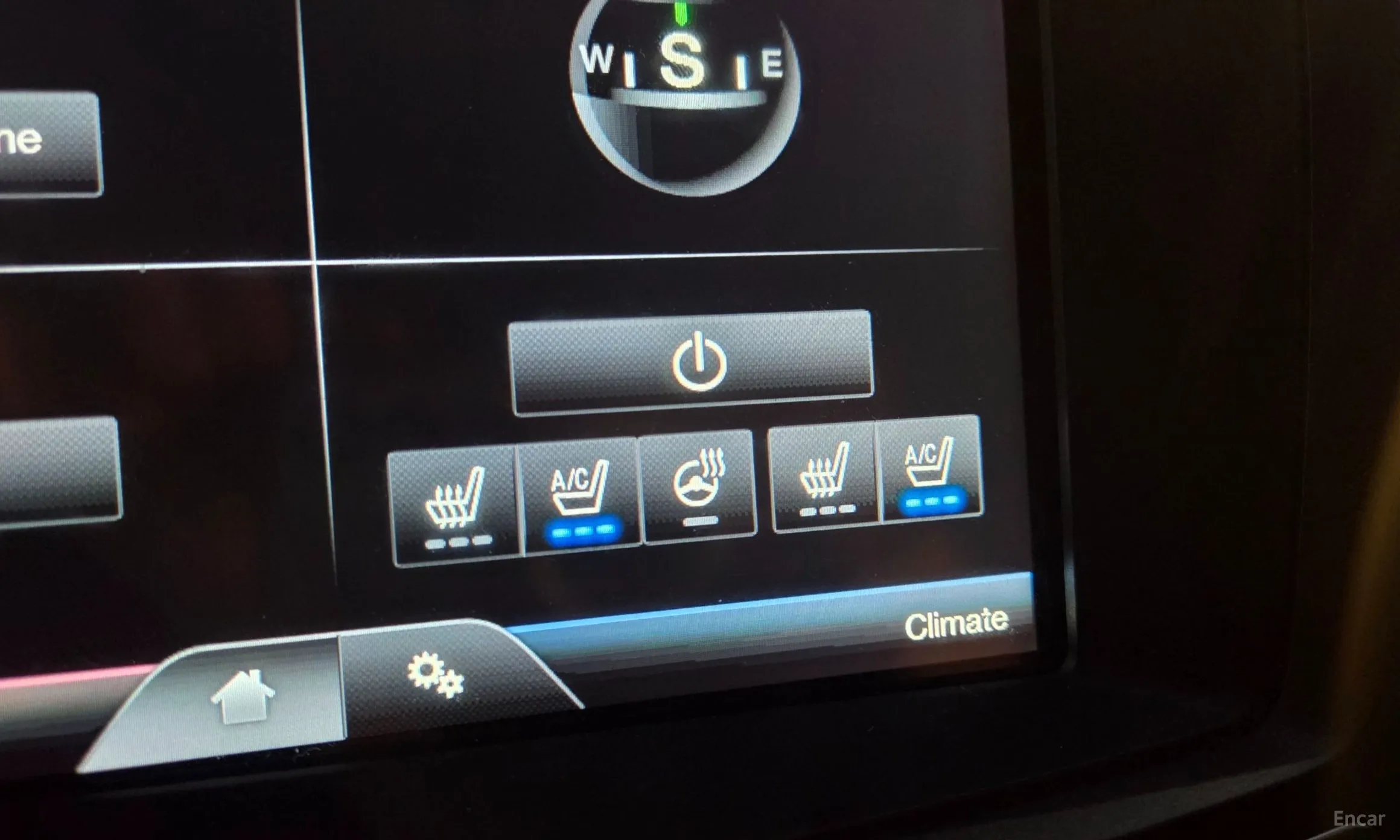 Lincoln MKT превью 20